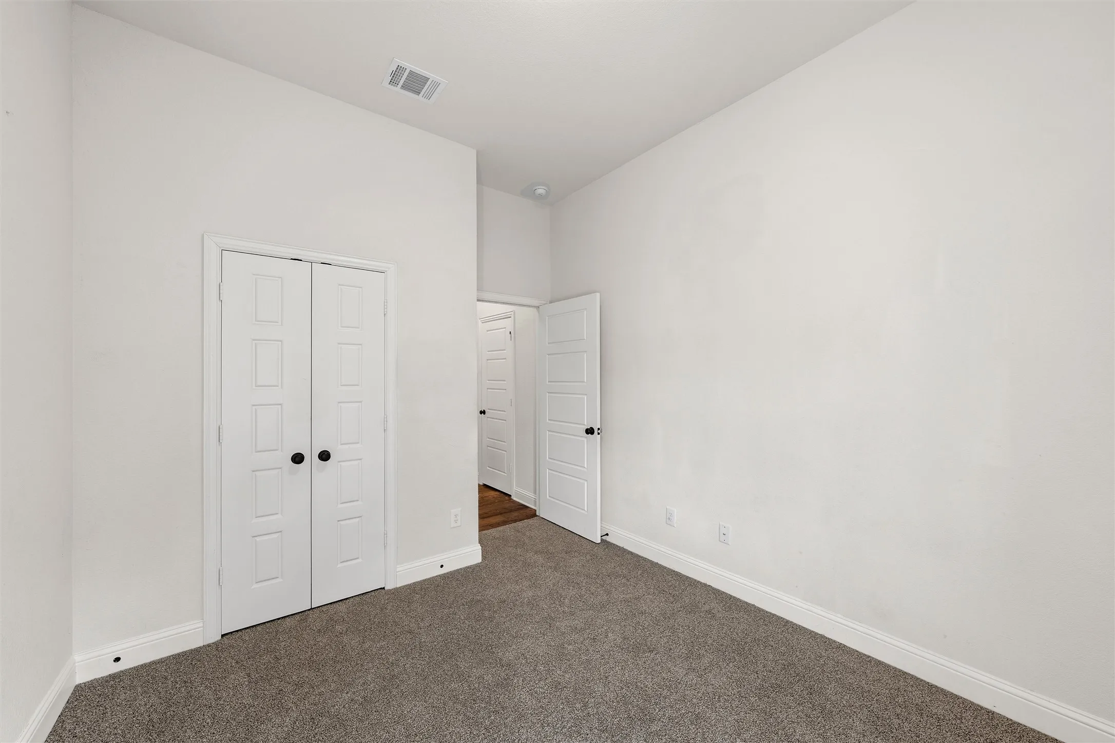 Single Family Residence For Sale in Mc Lennan County , 336 Oak Meadow Trail, Waco, Texas 76657, 4 Bedroom, 2 Bathroom, 2 Garage spaces, 2,222 Sqft, built in 2021, mls#21353725, Real Estate Agent in Waco, Homes For Sale in Mc Lennan county, Homes For Sale in Waco, Realtor in Waco Texas, Real Estate Brokerage Independent Realty Texas, Luminita Cordes Realtor