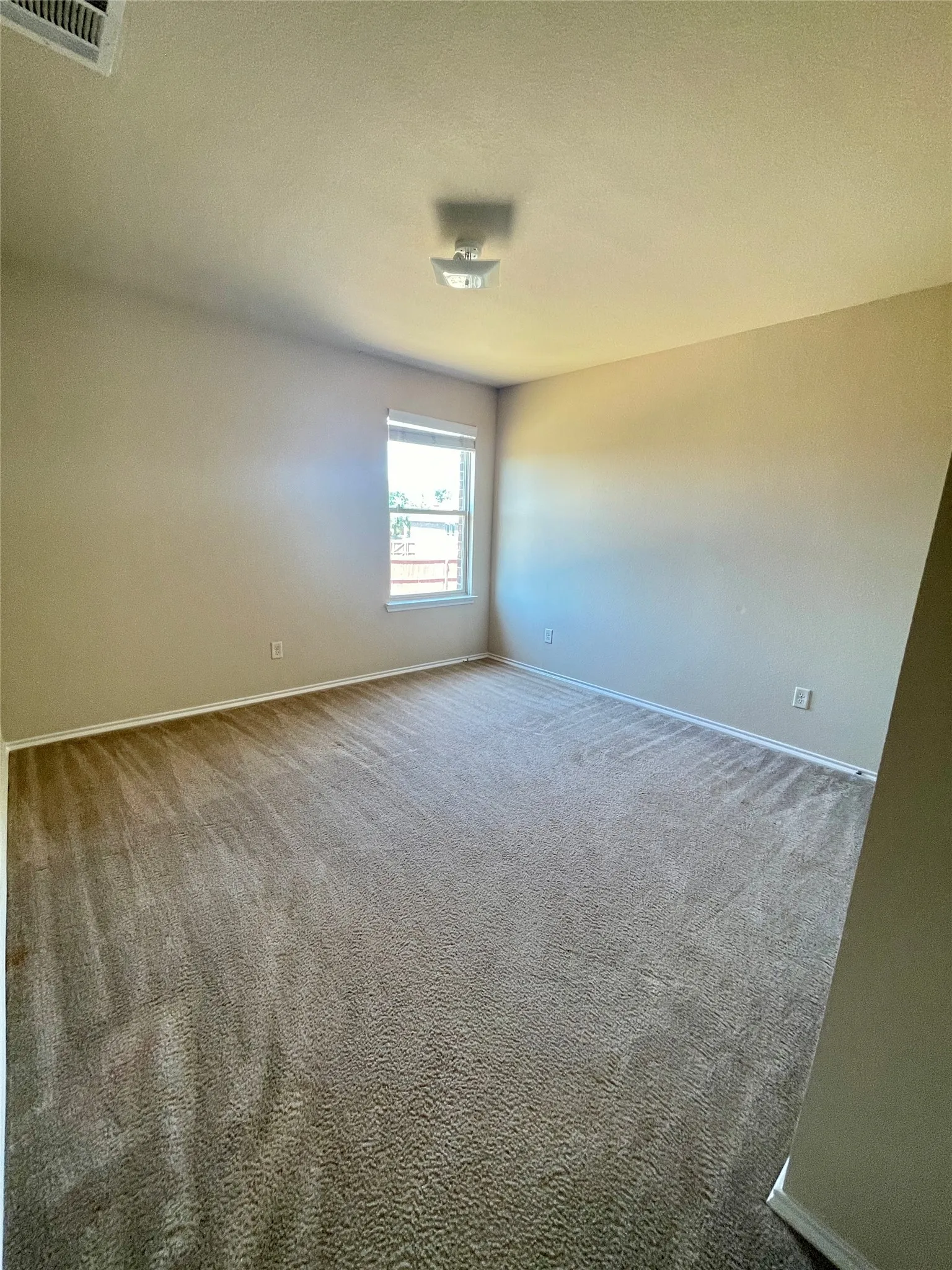 Single Family Residence For Sale in Collin County , 406 Paddock Lane, Celina, Texas 75009, 5 Bedroom, 3 Bathroom, 2 Garage spaces, 2,586 Sqft, built in 2014, Price $435,000, mls#21359572, Real Estate Agent in Celina, Homes For Sale in Collin county, Homes For Sale in Celina, Realtor in Celina Texas, Real Estate Brokerage Independent Realty Texas, Luminita Cordes Realtor