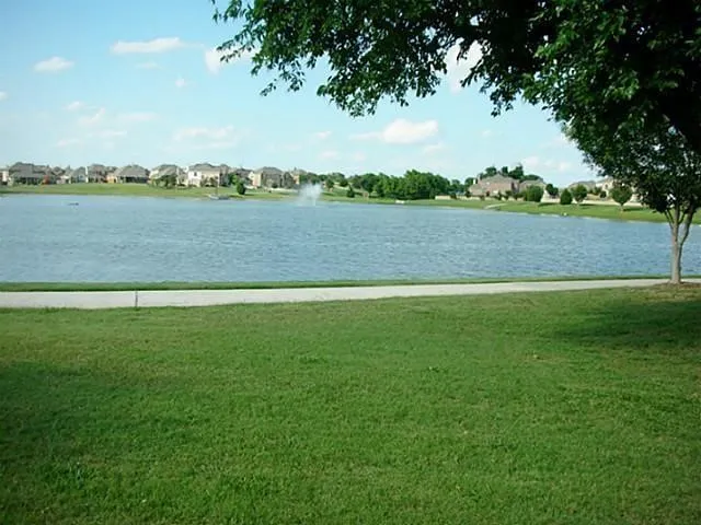 Single Family Residence For Sale in Collin County , 406 Paddock Lane, Celina, Texas 75009, 5 Bedroom, 3 Bathroom, 2 Garage spaces, 2,586 Sqft, built in 2014, Price $435,000, mls#21359572, Real Estate Agent in Celina, Homes For Sale in Collin county, Homes For Sale in Celina, Realtor in Celina Texas, Real Estate Brokerage Independent Realty Texas, Luminita Cordes Realtor