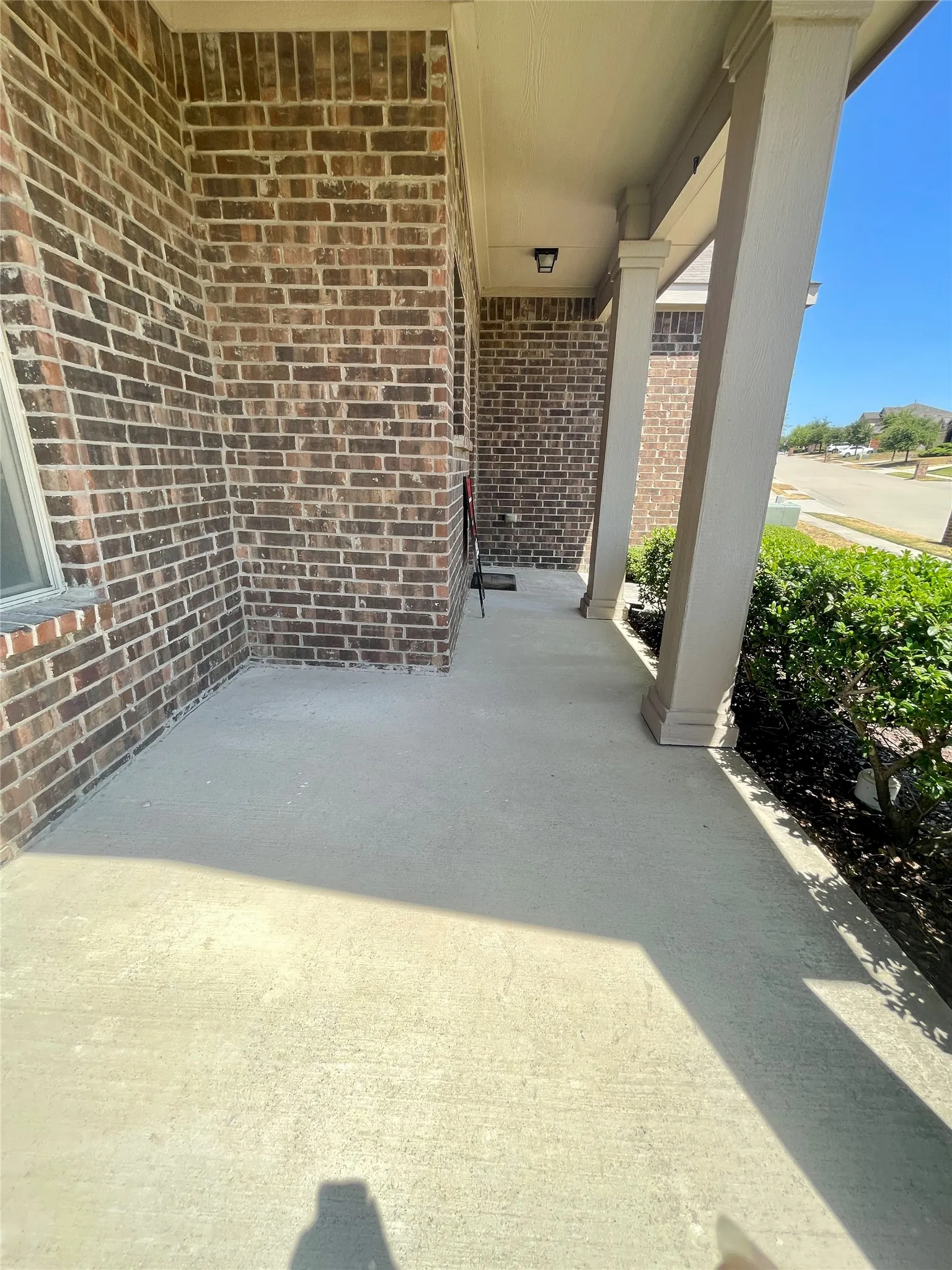 Single Family Residence For Sale in Collin County , 406 Paddock Lane, Celina, Texas 75009, 5 Bedroom, 3 Bathroom, 2 Garage spaces, 2,586 Sqft, built in 2014, Price $435,000, mls#21359572, Real Estate Agent in Celina, Homes For Sale in Collin county, Homes For Sale in Celina, Realtor in Celina Texas, Real Estate Brokerage Independent Realty Texas, Luminita Cordes Realtor