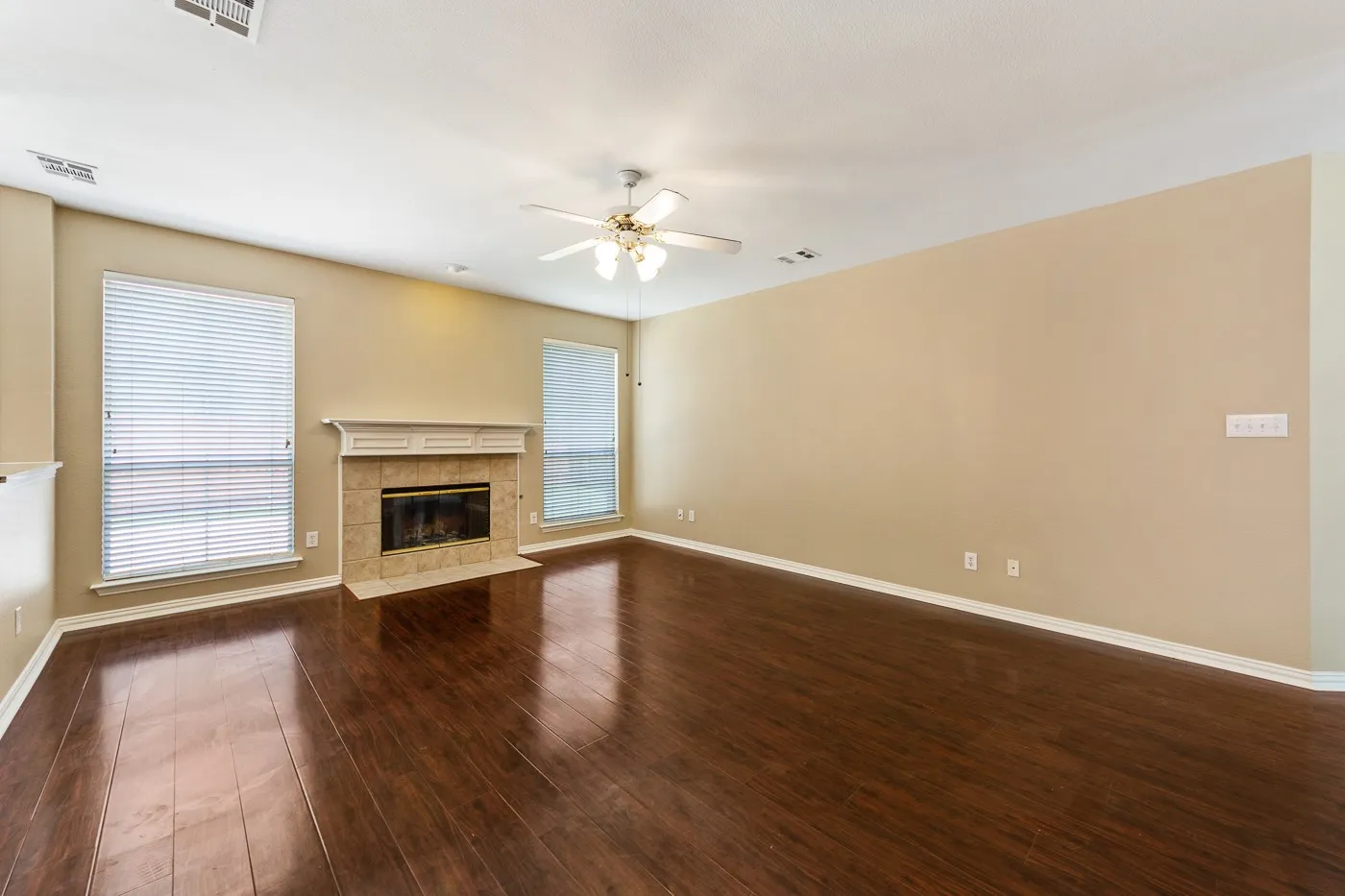 Single Family Residence For Rent in Collin County , 1503 Terlingua Court, Allen, Texas 75013, 4 Bedroom, 4 Bathroom, 2 Garage spaces, 3,214 Sqft, built in 2000, mls#21359608, Real Estate Agent in Allen, Homes For Rent in Collin county, Homes For Rent in Allen, Realtor in Allen Texas, Real Estate Brokerage Independent Realty Texas, Luminita Cordes Realtor
