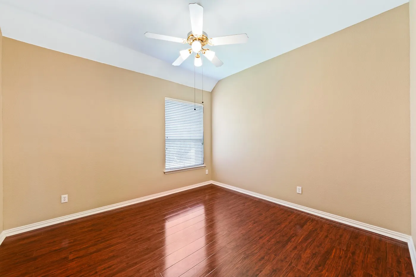 Single Family Residence For Rent in Collin County , 1503 Terlingua Court, Allen, Texas 75013, 4 Bedroom, 4 Bathroom, 2 Garage spaces, 3,214 Sqft, built in 2000, mls#21359608, Real Estate Agent in Allen, Homes For Rent in Collin county, Homes For Rent in Allen, Realtor in Allen Texas, Real Estate Brokerage Independent Realty Texas, Luminita Cordes Realtor