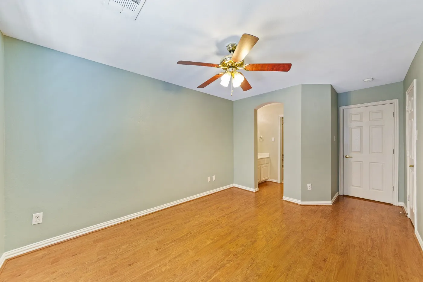 Single Family Residence For Rent in Collin County , 1503 Terlingua Court, Allen, Texas 75013, 4 Bedroom, 4 Bathroom, 2 Garage spaces, 3,214 Sqft, built in 2000, mls#21359608, Real Estate Agent in Allen, Homes For Rent in Collin county, Homes For Rent in Allen, Realtor in Allen Texas, Real Estate Brokerage Independent Realty Texas, Luminita Cordes Realtor