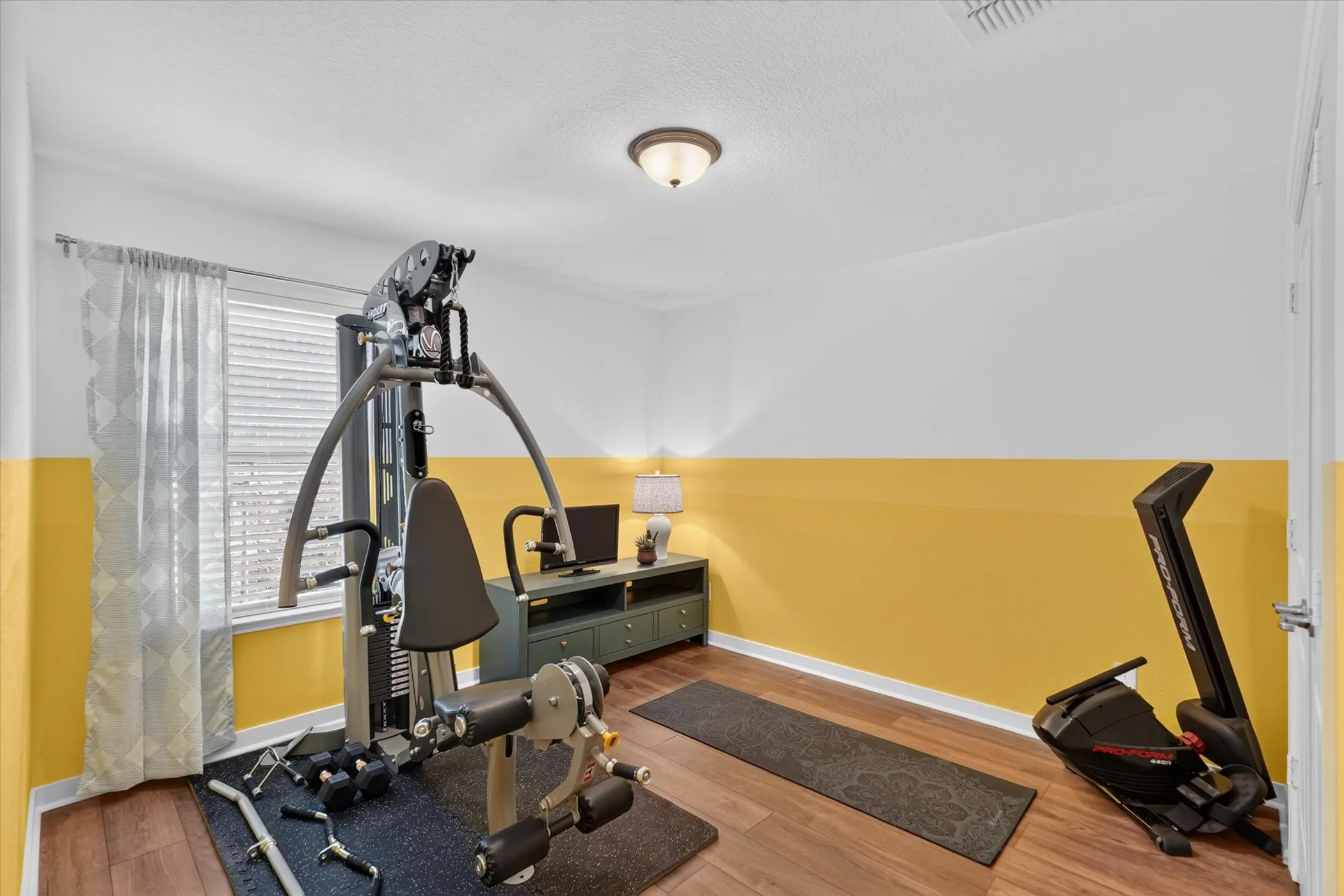 Single Family Residence For Sale in Denton County , 11820 Champion Creek Drive, Frisco, Texas 75036, 4 Bedroom, 2 Bathroom, 2 Garage spaces, 1,852 Sqft, built in 2014, mls#21356442, Real Estate Agent in Frisco, Homes For Sale in Denton county, Homes For Sale in Frisco, Realtor in Frisco Texas, Real Estate Brokerage Independent Realty Texas, Luminita Cordes Realtor