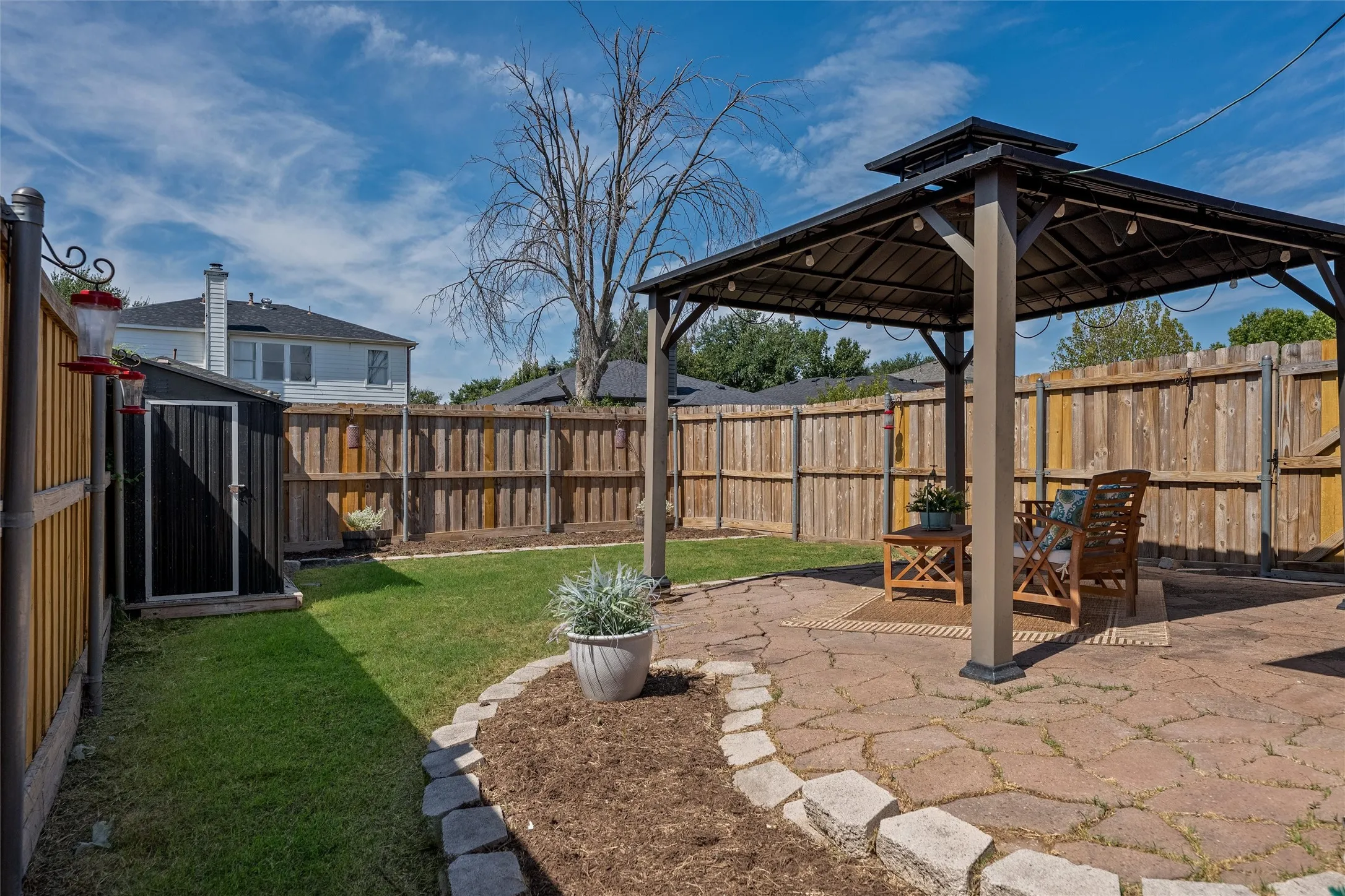 Single Family Residence For Sale in Collin County , 305 Cobblestone Drive, Wylie, Texas 75098, 4 Bedroom, 2 Bathroom, 2 Garage spaces, 2,070 Sqft, built in 2001, mls#21359617, Real Estate Agent in Wylie, Homes For Sale in Collin county, Homes For Sale in Wylie, Realtor in Wylie Texas, Real Estate Brokerage Independent Realty Texas, Luminita Cordes Realtor