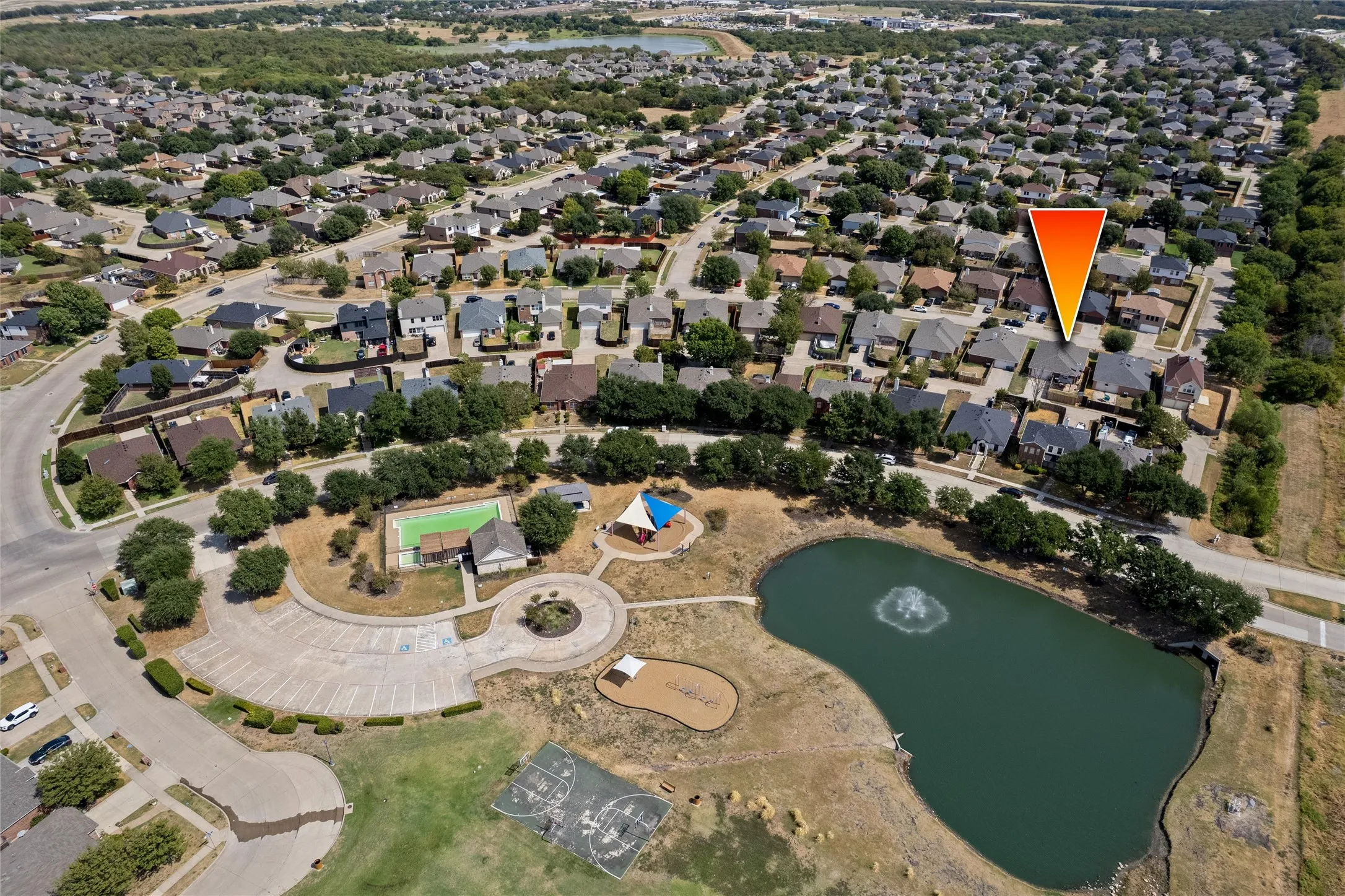 Single Family Residence For Sale in Collin County , 305 Cobblestone Drive, Wylie, Texas 75098, 4 Bedroom, 2 Bathroom, 2 Garage spaces, 2,070 Sqft, built in 2001, mls#21359617, Real Estate Agent in Wylie, Homes For Sale in Collin county, Homes For Sale in Wylie, Realtor in Wylie Texas, Real Estate Brokerage Independent Realty Texas, Luminita Cordes Realtor