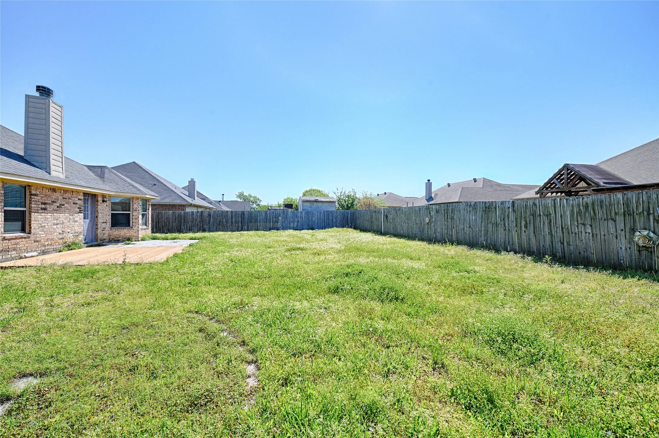 Single Family Residence For Sale in Henderson County , 307 W Alene Drive, Mabank, Texas 75147, 4 Bedroom, 2 Bathroom, 2 Garage spaces, 1,802 Sqft, built in 2013, mls#21354959, Real Estate Agent in Mabank, Homes For Sale in Henderson county, Homes For Sale in Mabank, Realtor in Mabank Texas, Real Estate Brokerage Independent Realty Texas, Luminita Cordes Realtor