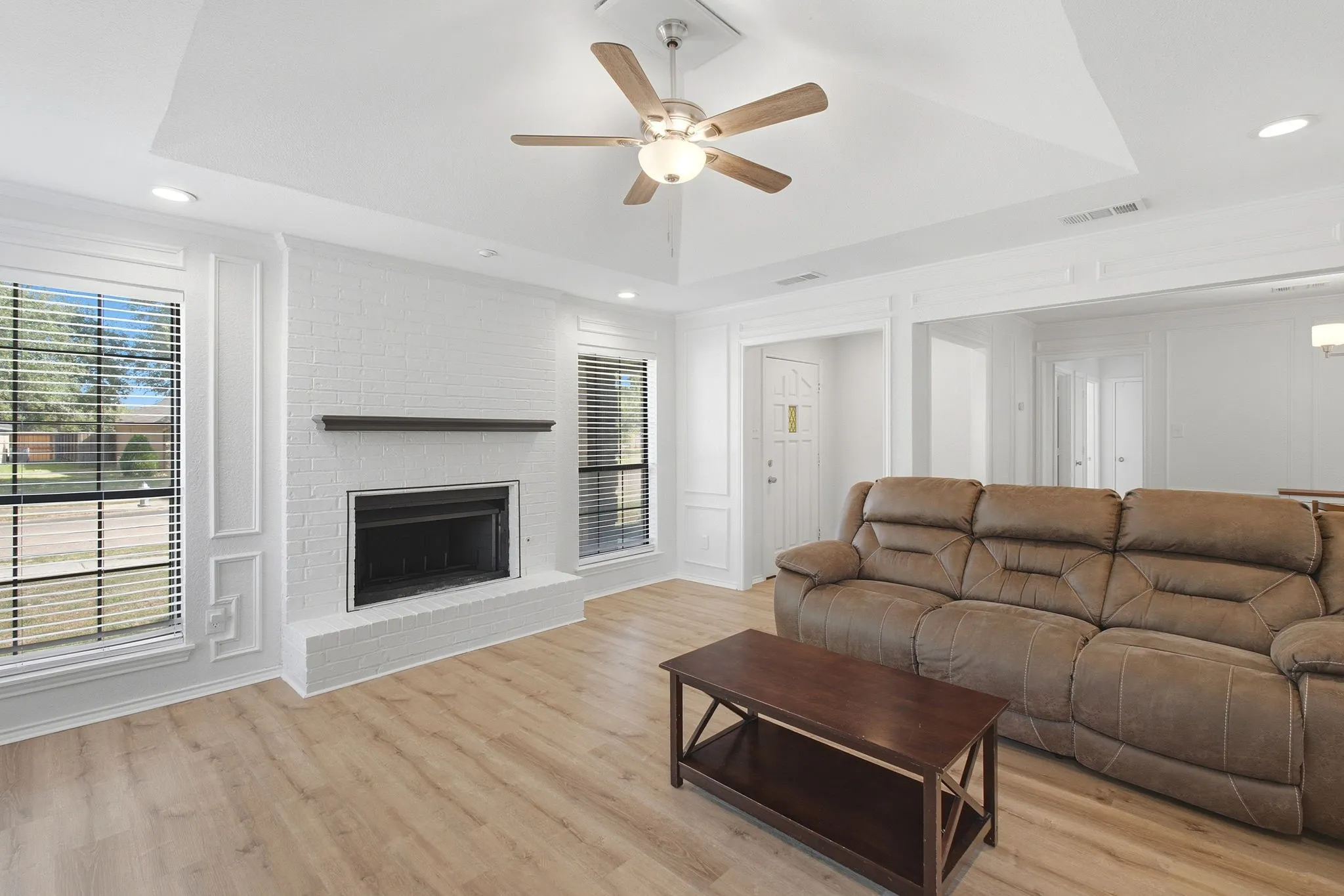 Single Family Residence For Sale in Collin County , 409 W Jefferson Street, Wylie, Texas 75098, 3 Bedroom, 2 Bathroom, 2 Garage spaces, 1,415 Sqft, built in 1985, mls#21358473, Real Estate Agent in Wylie, Homes For Sale in Collin county, Homes For Sale in Wylie, Realtor in Wylie Texas, Real Estate Brokerage Independent Realty Texas, Luminita Cordes Realtor
