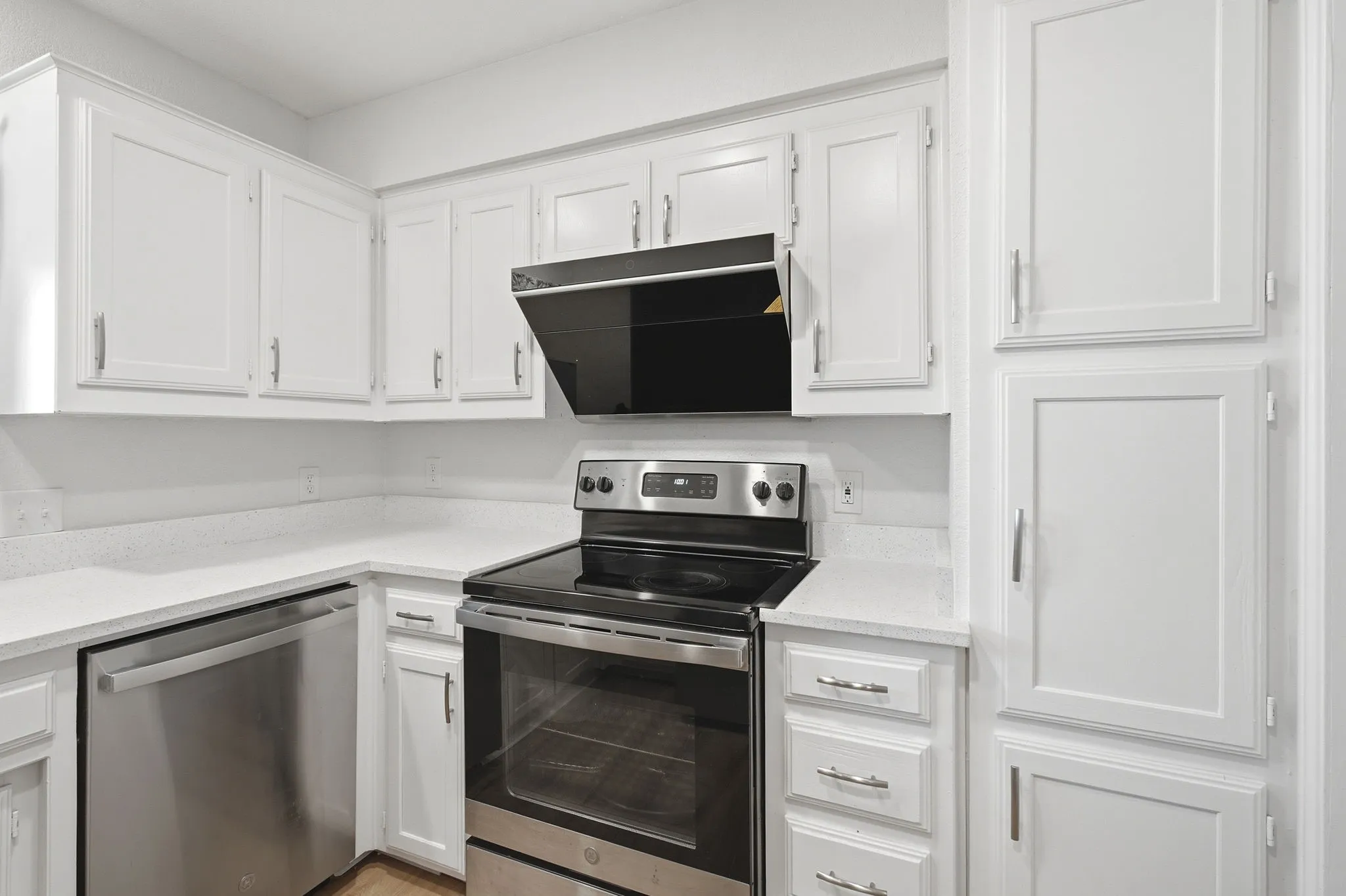 Single Family Residence For Sale in Collin County , 409 W Jefferson Street, Wylie, Texas 75098, 3 Bedroom, 2 Bathroom, 2 Garage spaces, 1,415 Sqft, built in 1985, mls#21358473, Real Estate Agent in Wylie, Homes For Sale in Collin county, Homes For Sale in Wylie, Realtor in Wylie Texas, Real Estate Brokerage Independent Realty Texas, Luminita Cordes Realtor