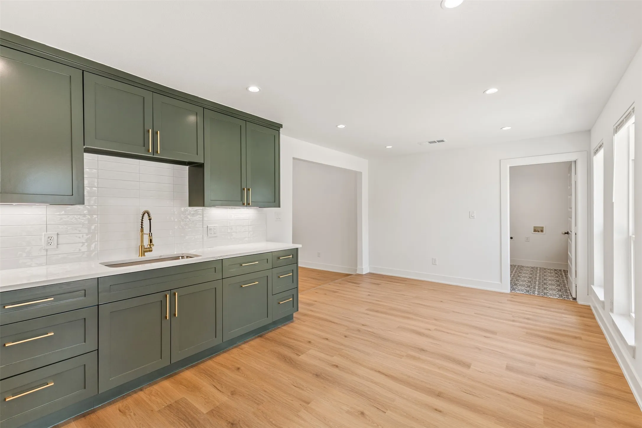 Single Family Residence For Rent in Dallas County , 423 Rita Lane, Duncanville, Texas 75116, 3 Bedroom, 2 Bathroom, 2 Garage spaces, 1,829 Sqft, built in 1973, mls#21359442, Real Estate Agent in Duncanville, Homes For Rent in Dallas county, Homes For Rent in Duncanville, Realtor in Duncanville Texas, Real Estate Brokerage Independent Realty Texas, Luminita Cordes Realtor