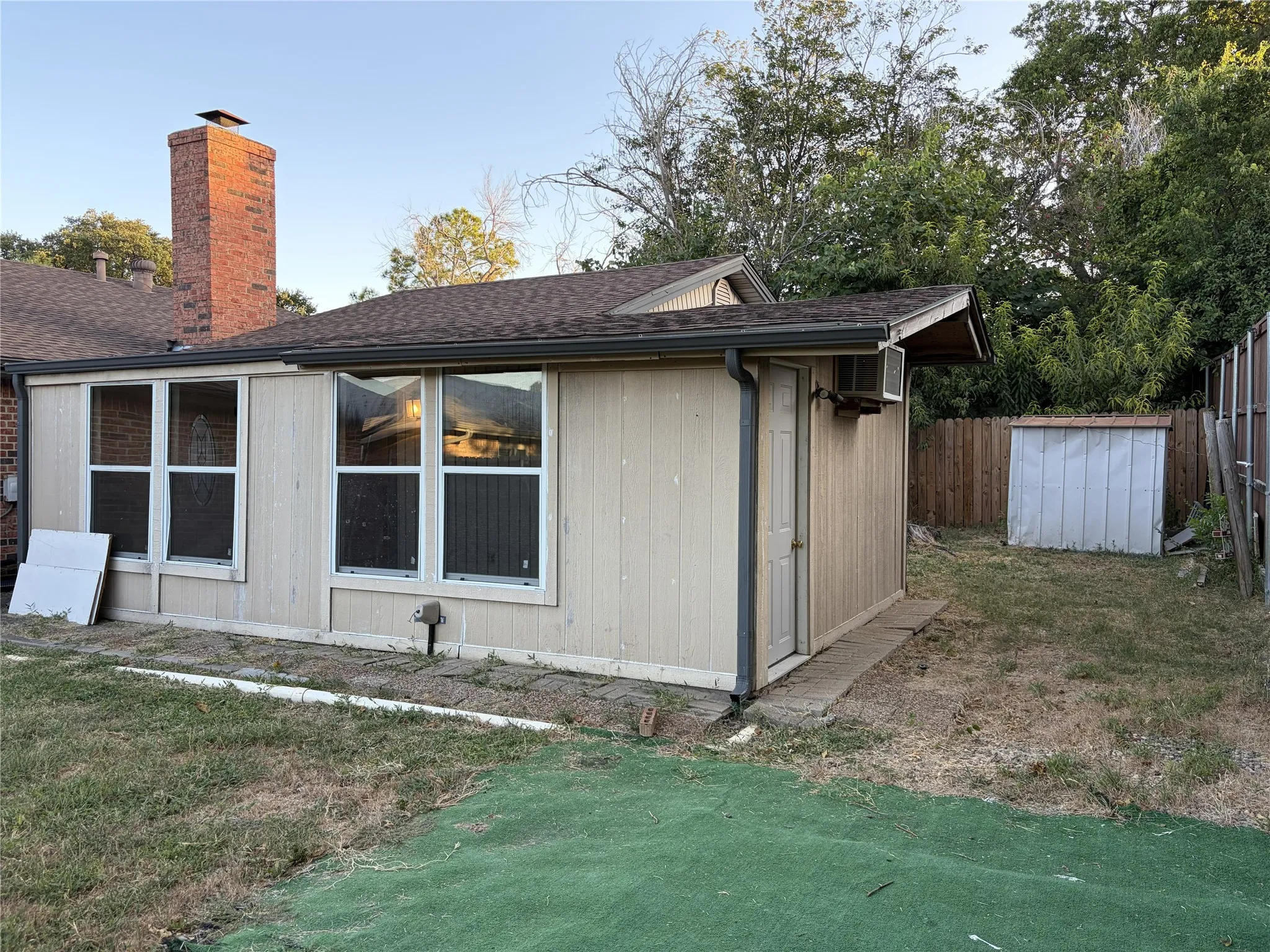 Single Family Residence For Sale in Tarrant County , 3002 Barrington Place, Arlington, Texas 76014, 3 Bedroom, 3 Bathroom, 2 Garage spaces, 2,177 Sqft, built in 1978, mls#21355364, Real Estate Agent in Arlington, Homes For Sale in Tarrant county, Homes For Sale in Arlington, Realtor in Arlington Texas, Real Estate Brokerage Independent Realty Texas, Luminita Cordes Realtor