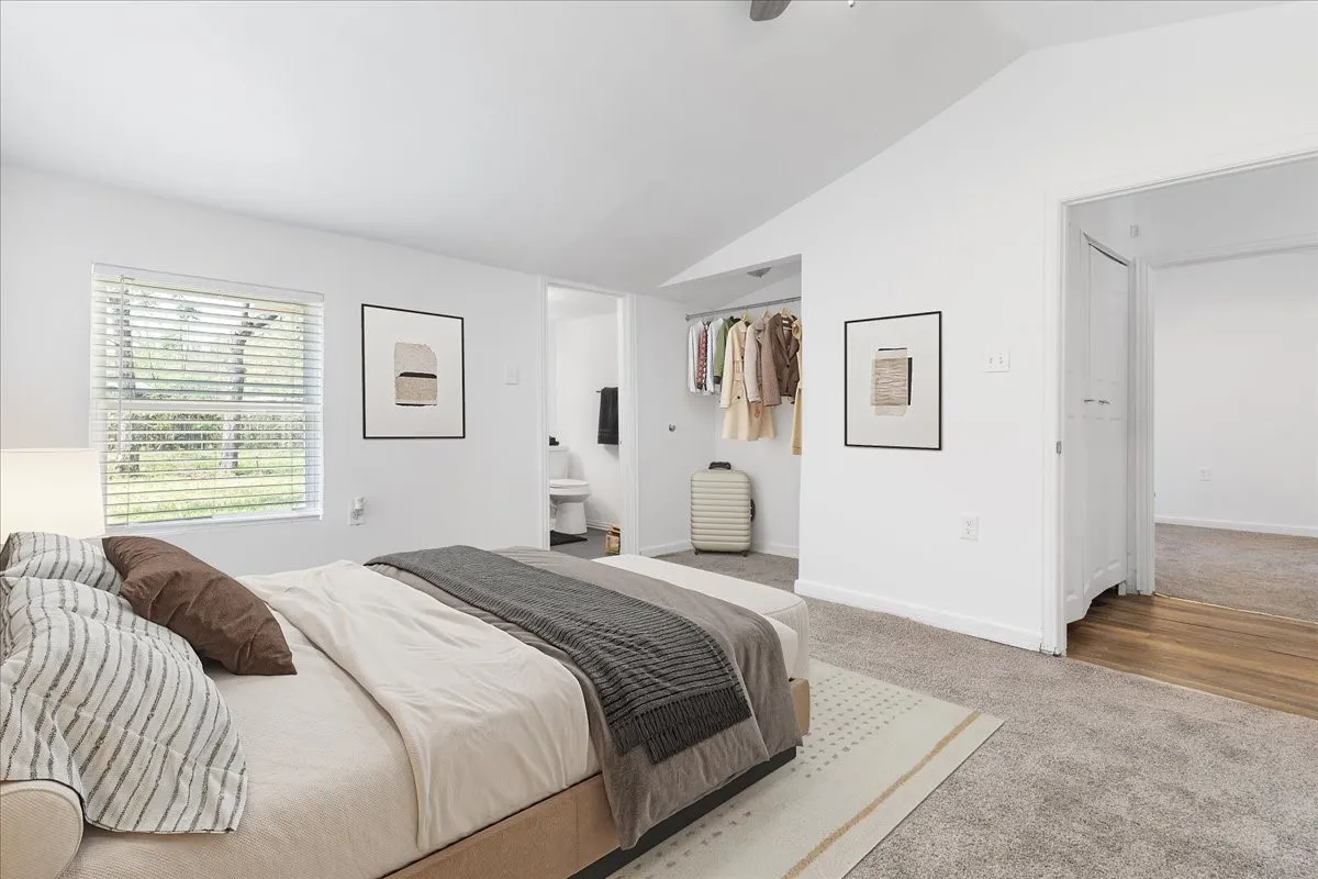 Single Family Residence For Rent in Dallas County , 2635 Carpenter Avenue, Dallas, Texas 75215, 3 Bedroom, 2 Bathroom, Garage spaces, 1,045 Sqft, built in 1935, mls#21359640, Real Estate Agent in Dallas, Homes For Rent in Dallas county, Homes For Rent in Dallas, Realtor in Dallas Texas, Real Estate Brokerage Independent Realty Texas, Luminita Cordes Realtor