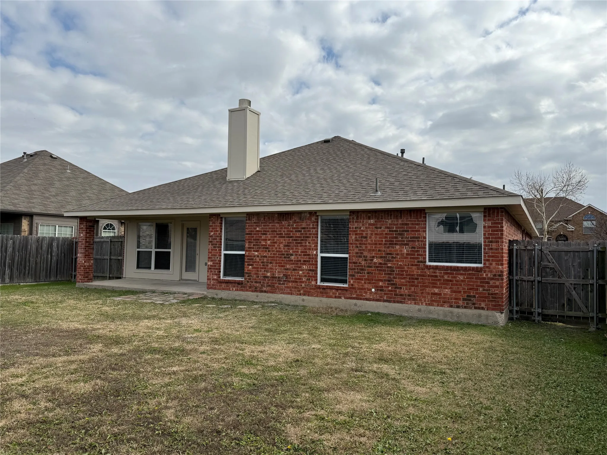 Single Family Residence For Sale in Kaufman County , 1425 Havenrock Drive, Forney, Texas 75126, 4 Bedroom, 3 Bathroom, 2 Garage spaces, 2,295 Sqft, built in 2005, mls#21356990, Real Estate Agent in Forney, Homes For Sale in Kaufman county, Homes For Sale in Forney, Realtor in Forney Texas, Real Estate Brokerage Independent Realty Texas, Luminita Cordes Realtor