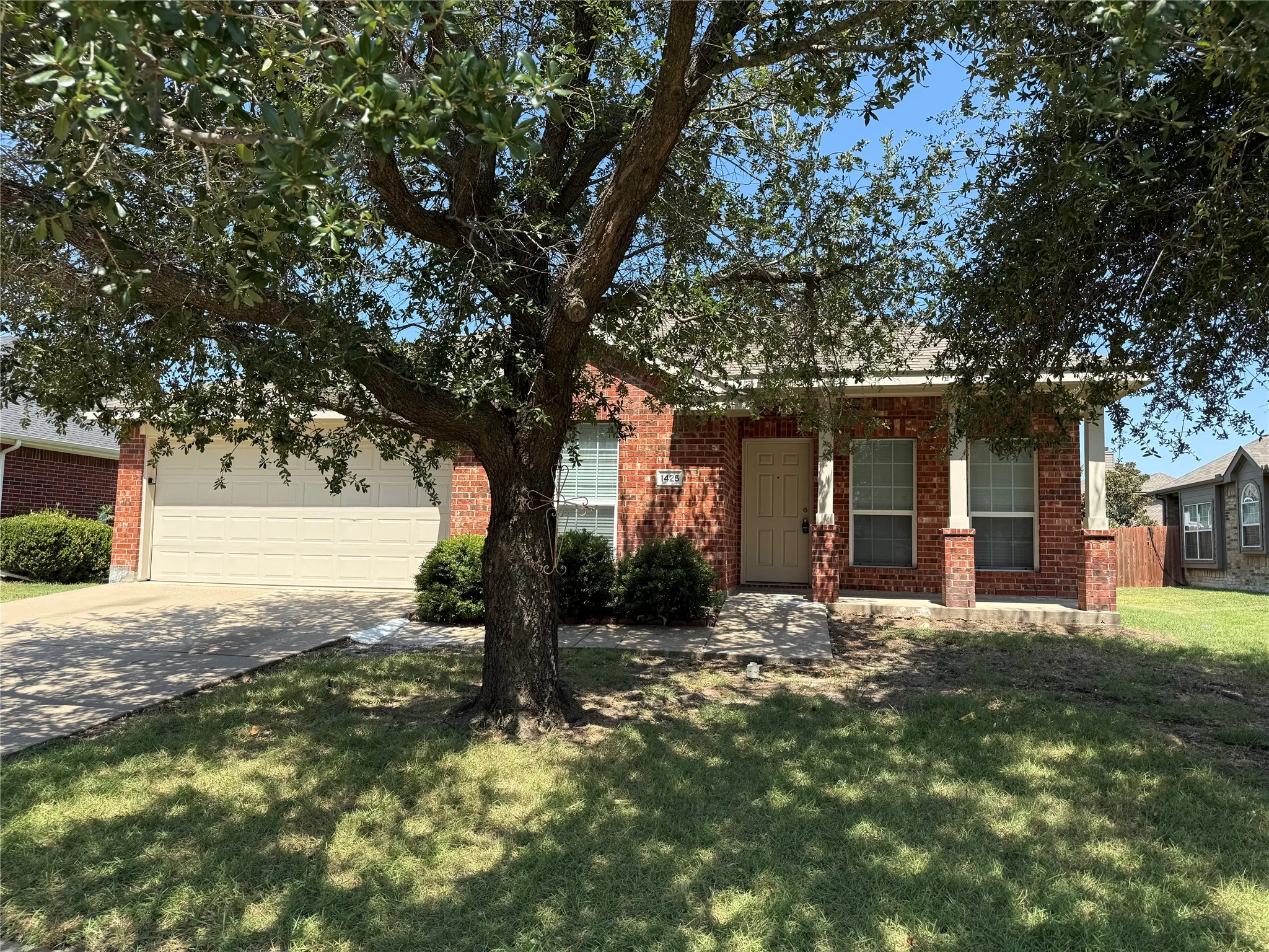 Single Family Residence For Sale
