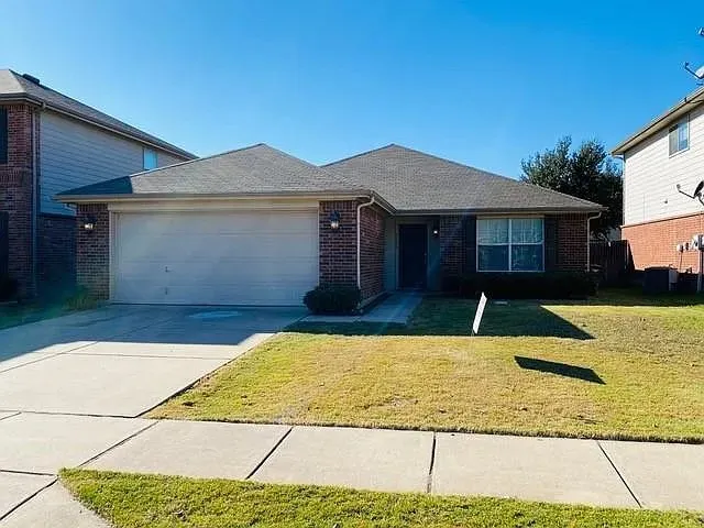 Single Family Residence For Rent in Tarrant County , 8657 Boswell Meadows Drive, Fort Worth, Texas 76179, 3 Bedroom, 2 Bathroom, 2 Garage spaces, 1,637 Sqft, built in 2006, Price $2,682, mls#21359659, Real Estate Agent in Fort Worth, Homes For Rent in Tarrant county, Homes For Rent in Fort Worth, Realtor in Fort Worth Texas, Real Estate Brokerage Independent Realty Texas, Luminita Cordes Realtor