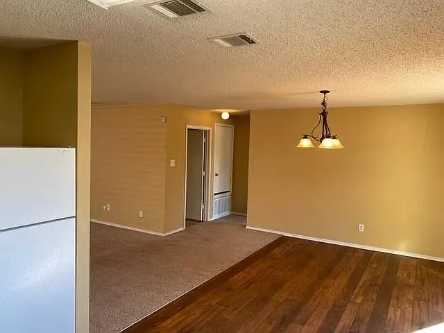 Single Family Residence For Rent in Tarrant County , 8657 Boswell Meadows Drive, Fort Worth, Texas 76179, 3 Bedroom, 2 Bathroom, 2 Garage spaces, 1,637 Sqft, built in 2006, Price $2,682, mls#21359659, Real Estate Agent in Fort Worth, Homes For Rent in Tarrant county, Homes For Rent in Fort Worth, Realtor in Fort Worth Texas, Real Estate Brokerage Independent Realty Texas, Luminita Cordes Realtor