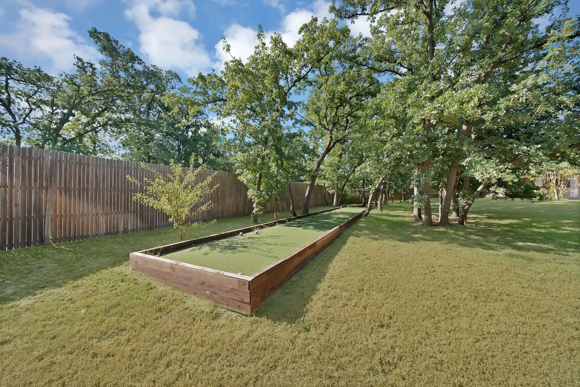 Single Family Residence For Sale in Tarrant County , 6204 Toscana Circle, Fort Worth, Texas 76140, 4 Bedroom, 4 Bathroom, 3 Garage spaces, 4,085 Sqft, built in 2005, mls#21353815, Real Estate Agent in Fort Worth, Homes For Sale in Tarrant county, Homes For Sale in Fort Worth, Realtor in Fort Worth Texas, Real Estate Brokerage Independent Realty Texas, Luminita Cordes Realtor