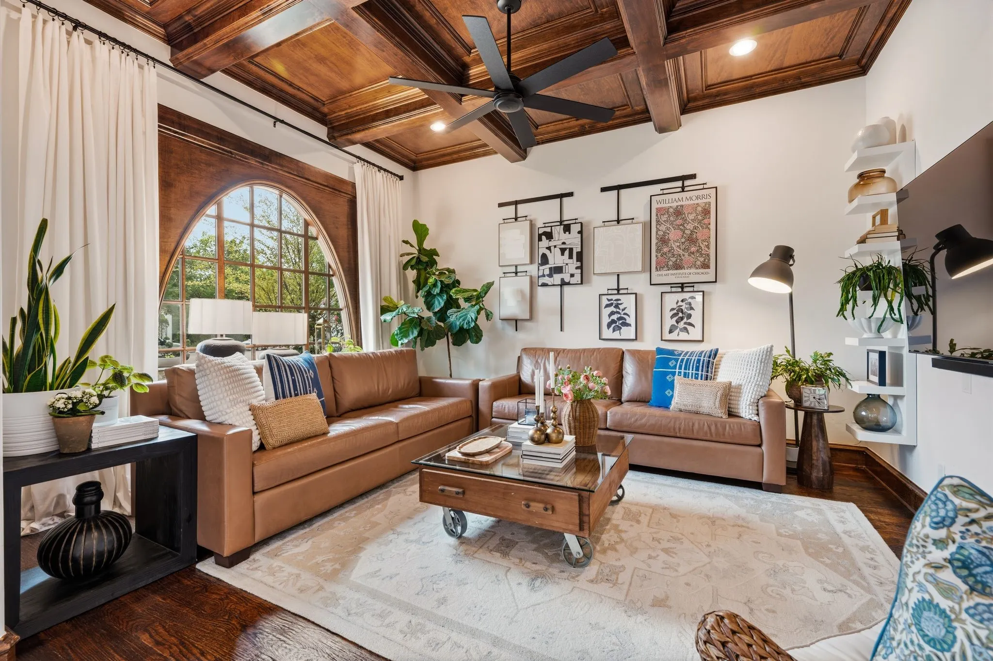 Condominium For Sale in Tarrant County , 72 Casa Lane, Colleyville, Texas 76034, 3 Bedroom, 4 Bathroom, 2 Garage spaces, 3,222 Sqft, built in 2006, mls#21355691, Real Estate Agent in Colleyville, Homes For Sale in Tarrant county, Homes For Sale in Colleyville, Realtor in Colleyville Texas, Real Estate Brokerage Independent Realty Texas, Luminita Cordes Realtor