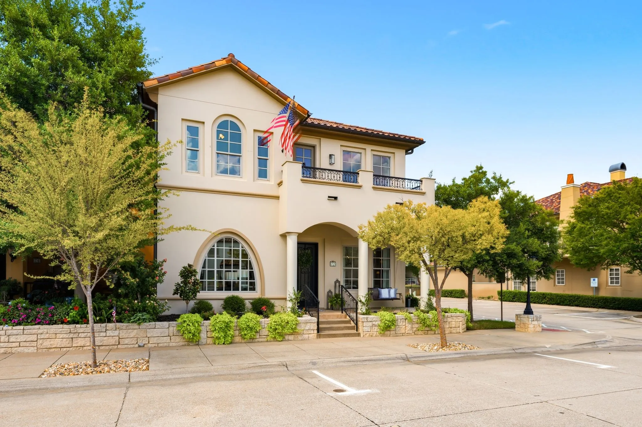 Condominium For Sale in Tarrant County , 72 Casa Lane, Colleyville, Texas 76034, 3 Bedroom, 4 Bathroom, 2 Garage spaces, 3,222 Sqft, built in 2006, mls#21355691, Real Estate Agent in Colleyville, Homes For Sale in Tarrant county, Homes For Sale in Colleyville, Realtor in Colleyville Texas, Real Estate Brokerage Independent Realty Texas, Luminita Cordes Realtor