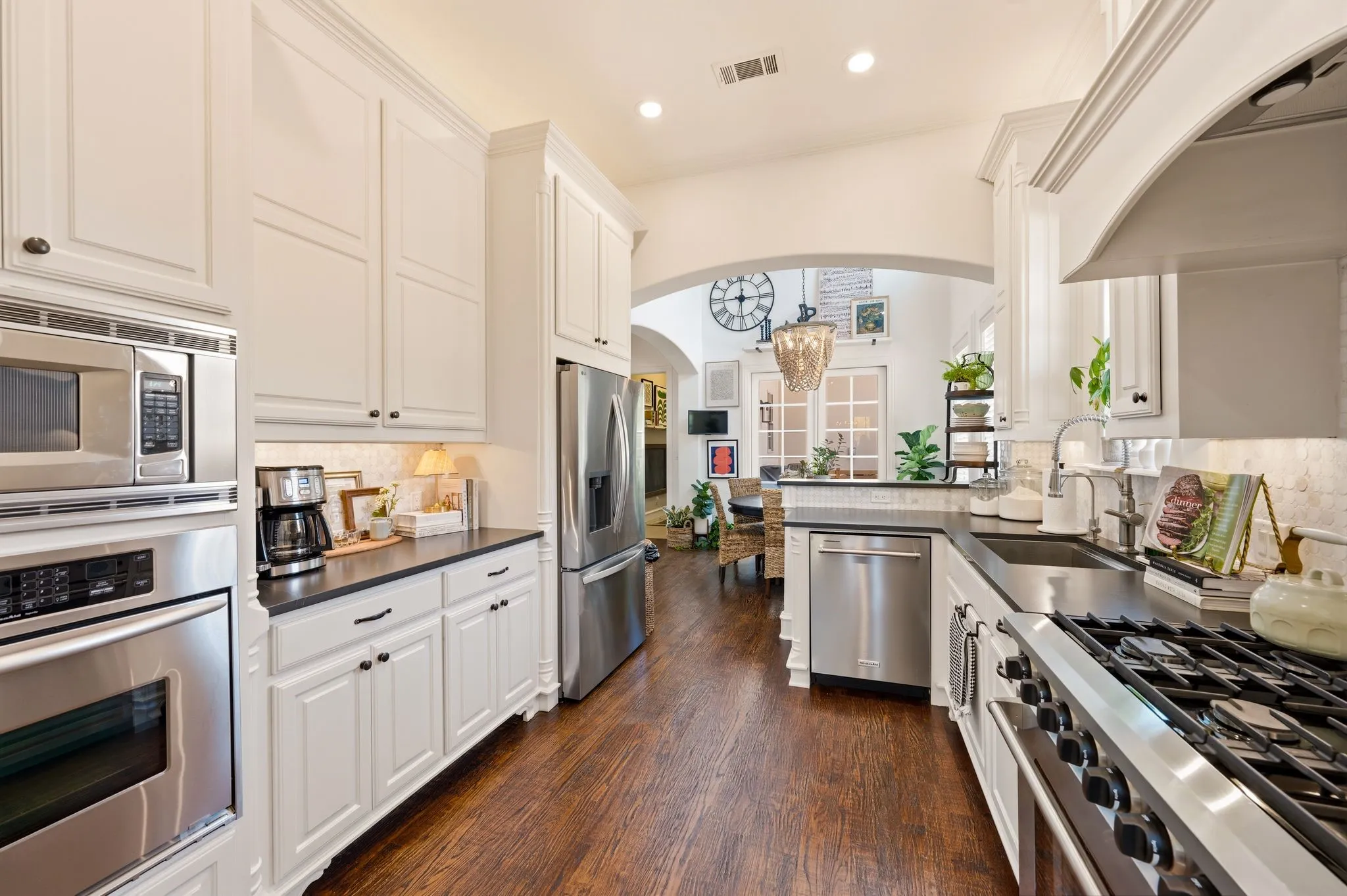 Condominium For Sale in Tarrant County , 72 Casa Lane, Colleyville, Texas 76034, 3 Bedroom, 4 Bathroom, 2 Garage spaces, 3,222 Sqft, built in 2006, mls#21355691, Real Estate Agent in Colleyville, Homes For Sale in Tarrant county, Homes For Sale in Colleyville, Realtor in Colleyville Texas, Real Estate Brokerage Independent Realty Texas, Luminita Cordes Realtor