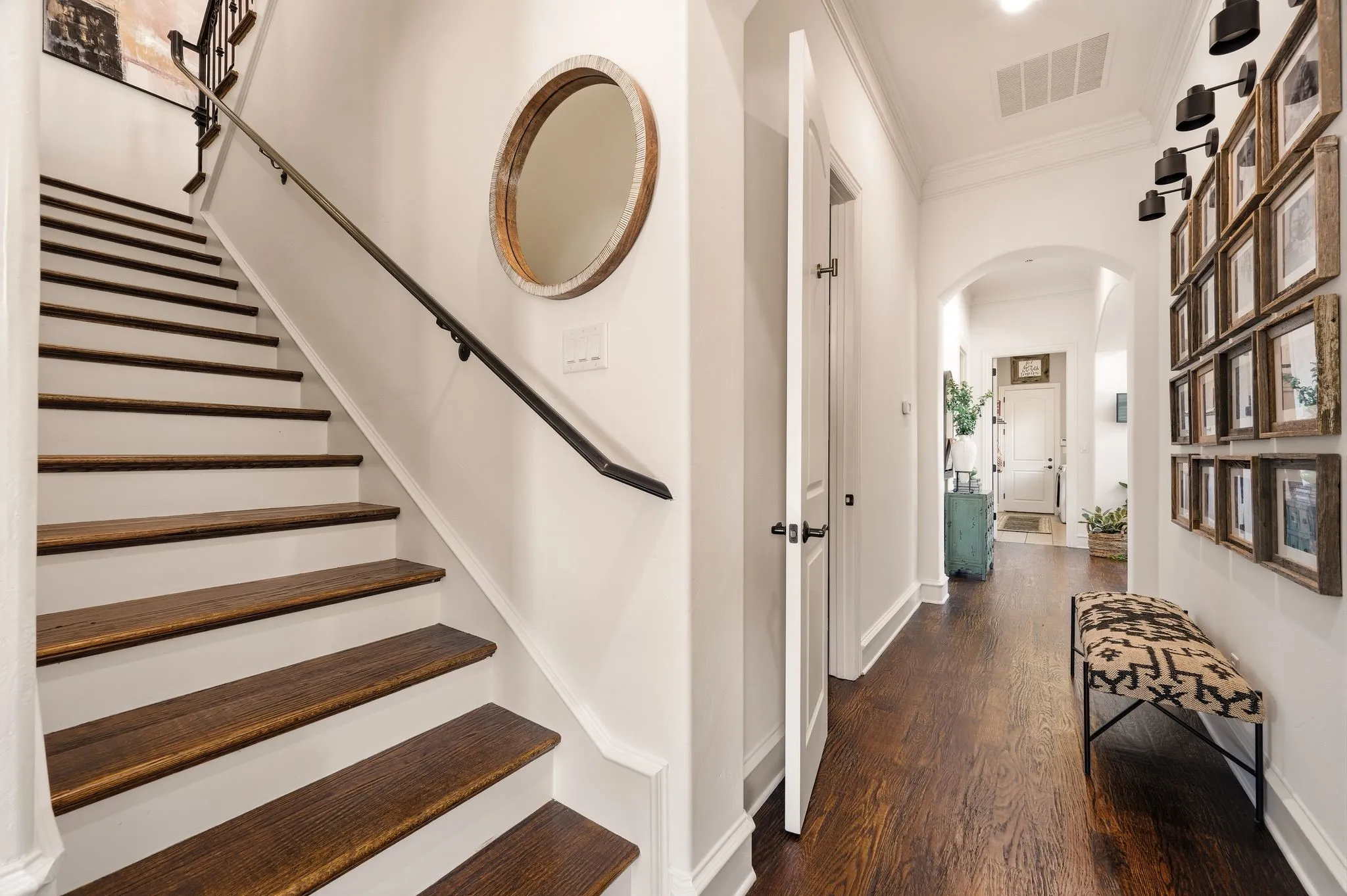 Condominium For Sale in Tarrant County , 72 Casa Lane, Colleyville, Texas 76034, 3 Bedroom, 4 Bathroom, 2 Garage spaces, 3,222 Sqft, built in 2006, mls#21355691, Real Estate Agent in Colleyville, Homes For Sale in Tarrant county, Homes For Sale in Colleyville, Realtor in Colleyville Texas, Real Estate Brokerage Independent Realty Texas, Luminita Cordes Realtor
