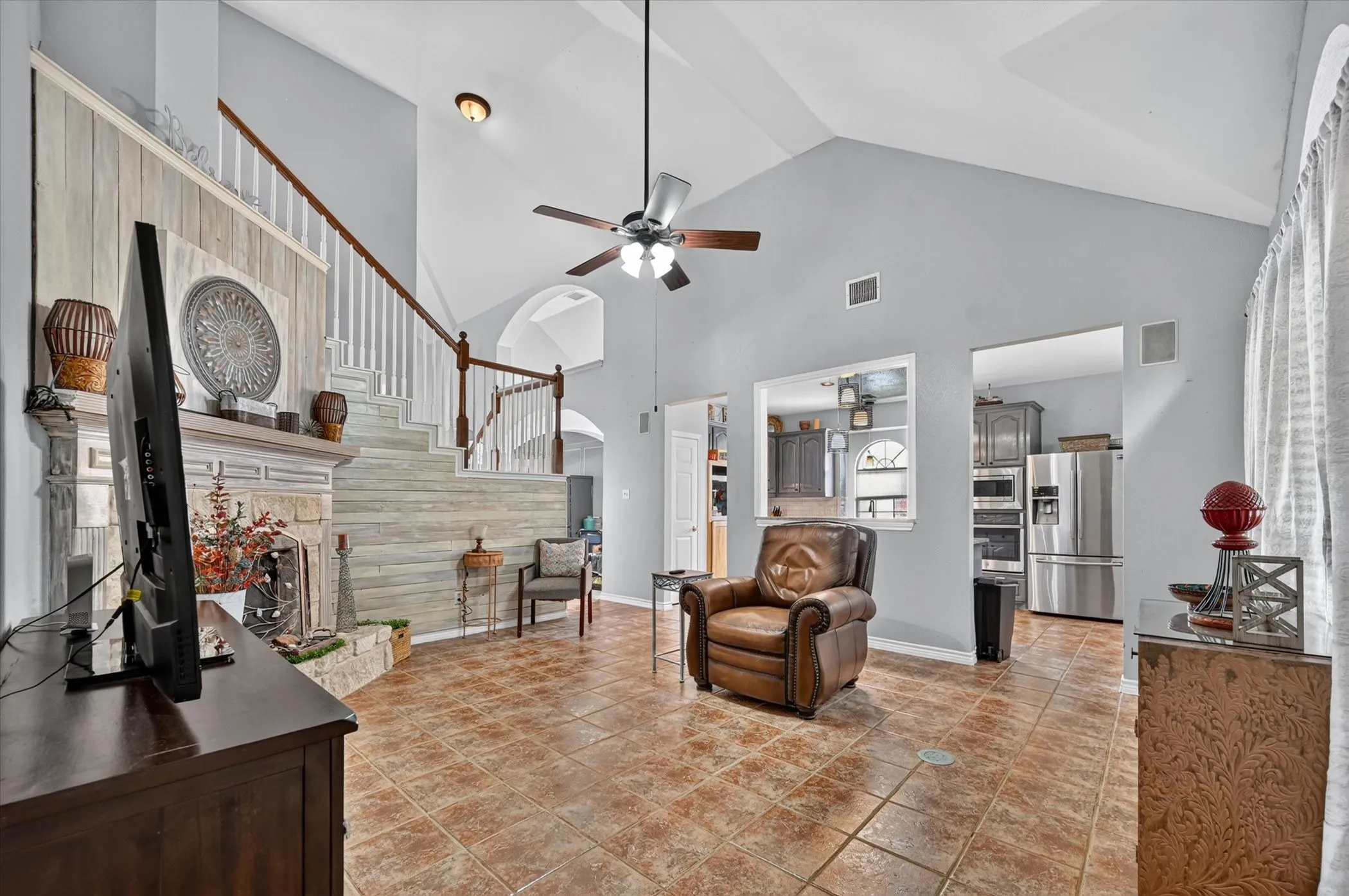 Single Family Residence For Sale in Collin County , 3300 Woodberry Lane, Mc Kinney, Texas 75071, 5 Bedroom, 3 Bathroom, 2 Garage spaces, 2,698 Sqft, built in 1999, mls#21359666, Real Estate Agent in Mc Kinney, Homes For Sale in Collin county, Homes For Sale in Mc Kinney, Realtor in Mc Kinney Texas, Real Estate Brokerage Independent Realty Texas, Luminita Cordes Realtor