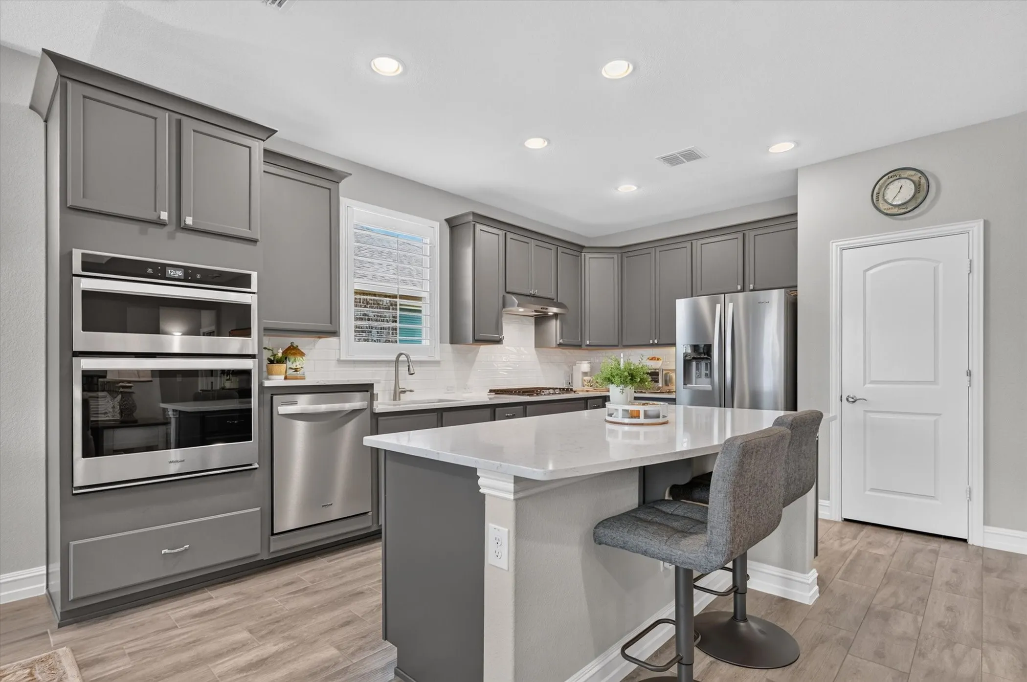 Single Family Residence For Sale in Denton County , 1725 Port Royal Lane, Frisco, Texas 75036, 2 Bedroom, 2 Bathroom, 2 Garage spaces, 1,840 Sqft, built in 2019, mls#21354109, Real Estate Agent in Frisco, Homes For Sale in Denton county, Homes For Sale in Frisco, Realtor in Frisco Texas, Real Estate Brokerage Independent Realty Texas, Luminita Cordes Realtor