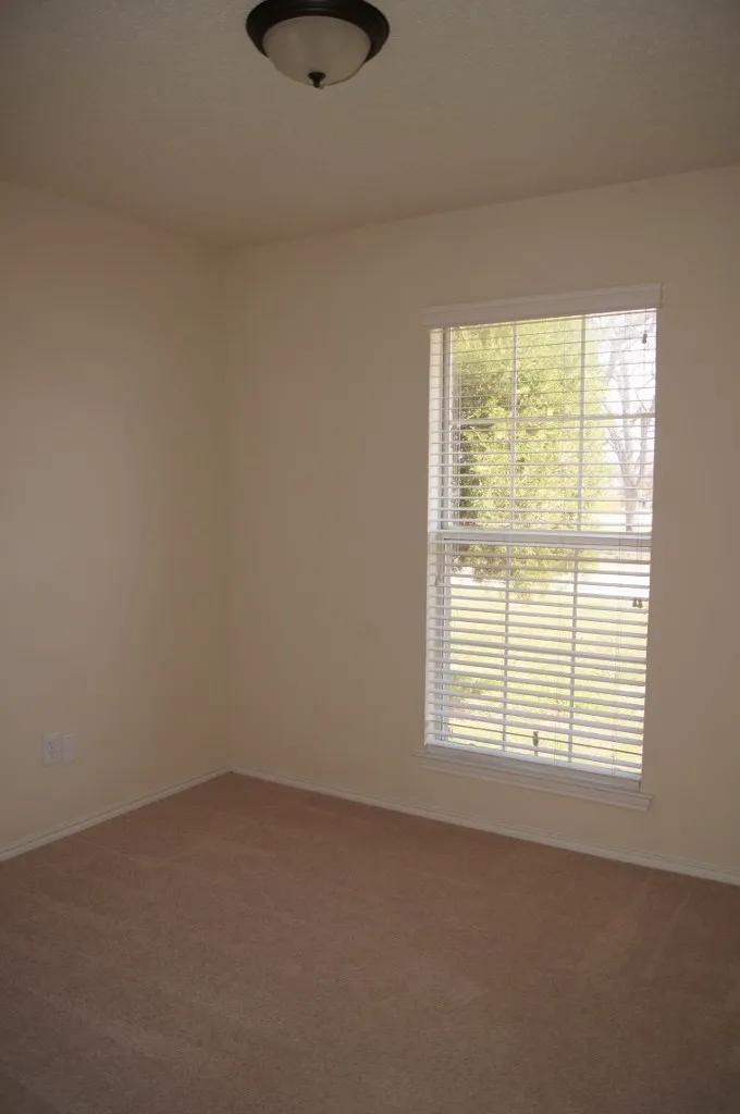 Single Family Residence For Sale in Dallas County , 8317 Spinnaker Cove, Rowlett, Texas 75089, 3 Bedroom, 2 Bathroom, 2 Garage spaces, 1,514 Sqft, built in 1995, mls#21355644, Real Estate Agent in Rowlett, Homes For Sale in Dallas county, Homes For Sale in Rowlett, Realtor in Rowlett Texas, Real Estate Brokerage Independent Realty Texas, Luminita Cordes Realtor