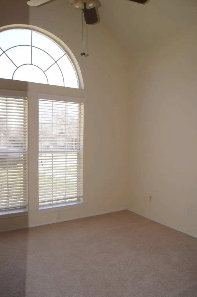 Single Family Residence For Sale in Dallas County , 8317 Spinnaker Cove, Rowlett, Texas 75089, 3 Bedroom, 2 Bathroom, 2 Garage spaces, 1,514 Sqft, built in 1995, mls#21355644, Real Estate Agent in Rowlett, Homes For Sale in Dallas county, Homes For Sale in Rowlett, Realtor in Rowlett Texas, Real Estate Brokerage Independent Realty Texas, Luminita Cordes Realtor