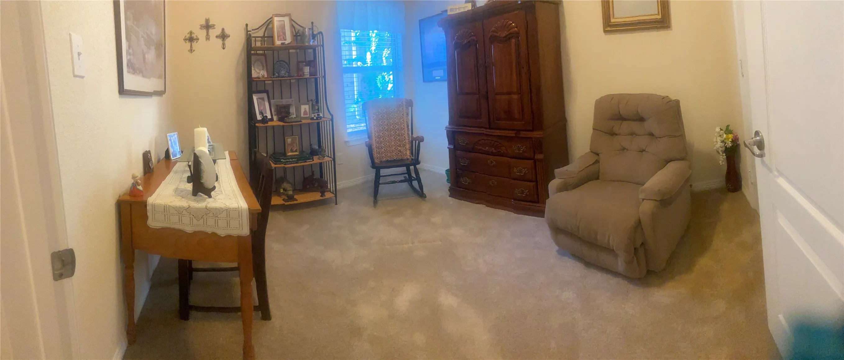 Single Family Residence For Sale in Parker County , 2250 Kaitlyn Drive, Weatherford, Texas 76087, 4 Bedroom, 2 Bathroom, 2 Garage spaces, 1,760 Sqft, built in 2008, mls#21359463, Real Estate Agent in Weatherford, Homes For Sale in Parker county, Homes For Sale in Weatherford, Realtor in Weatherford Texas, Real Estate Brokerage Independent Realty Texas, Luminita Cordes Realtor