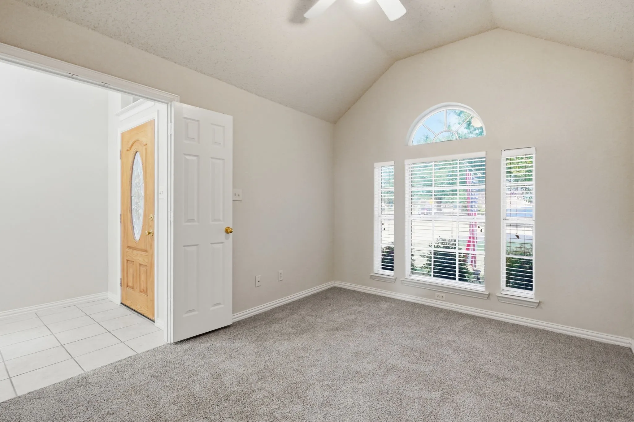 Bedroom or study with walk-in closet