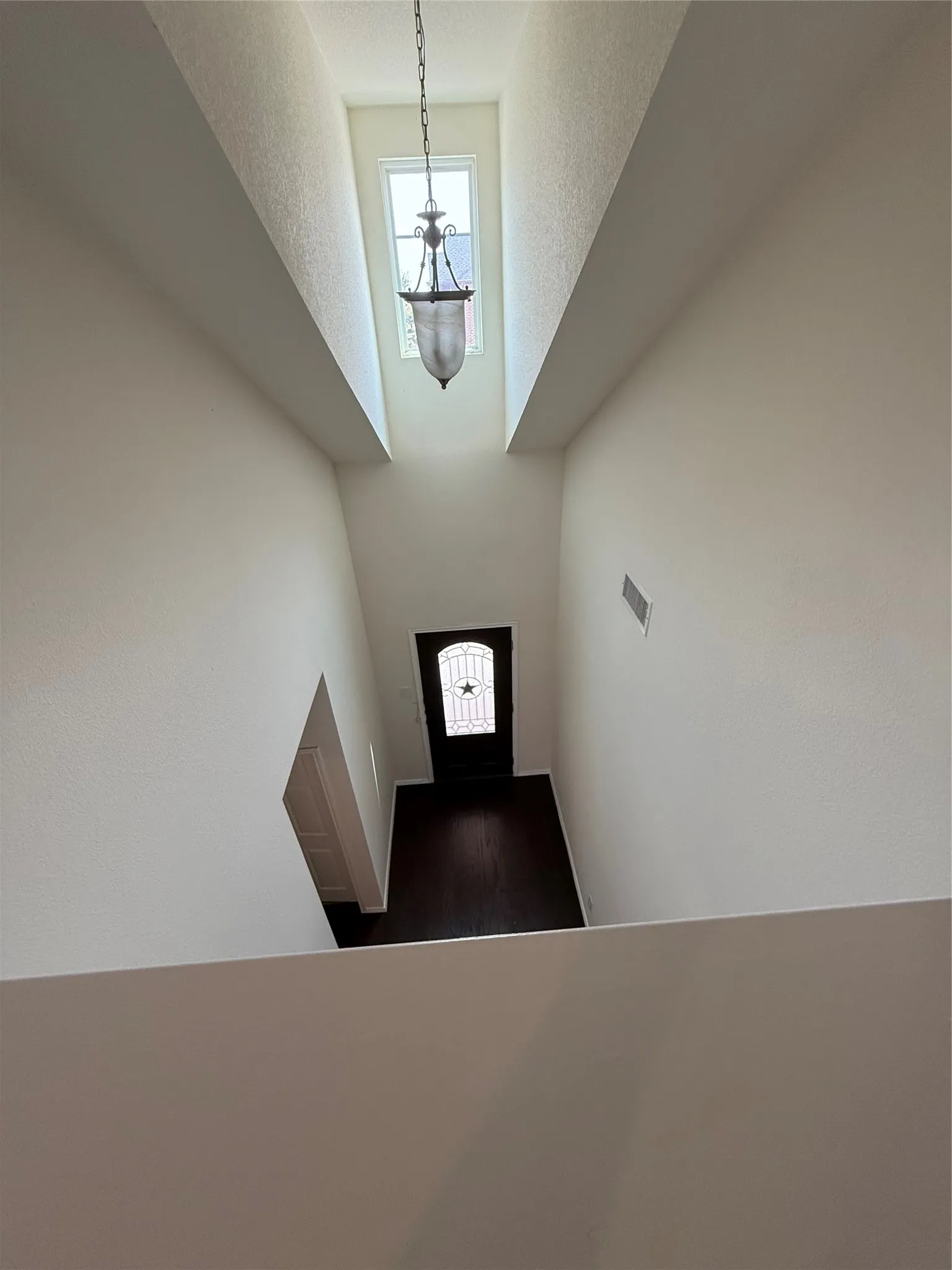 Single Family Residence For Rent in Denton County , 1204 Barn Owl Drive, Little Elm, Texas 75068, 4 Bedroom, 3 Bathroom, 2 Garage spaces, 2,535 Sqft, built in 2014, mls#21359676, Real Estate Agent in Little Elm, Homes For Rent in Denton county, Homes For Rent in Little Elm, Realtor in Little Elm Texas, Real Estate Brokerage Independent Realty Texas, Luminita Cordes Realtor