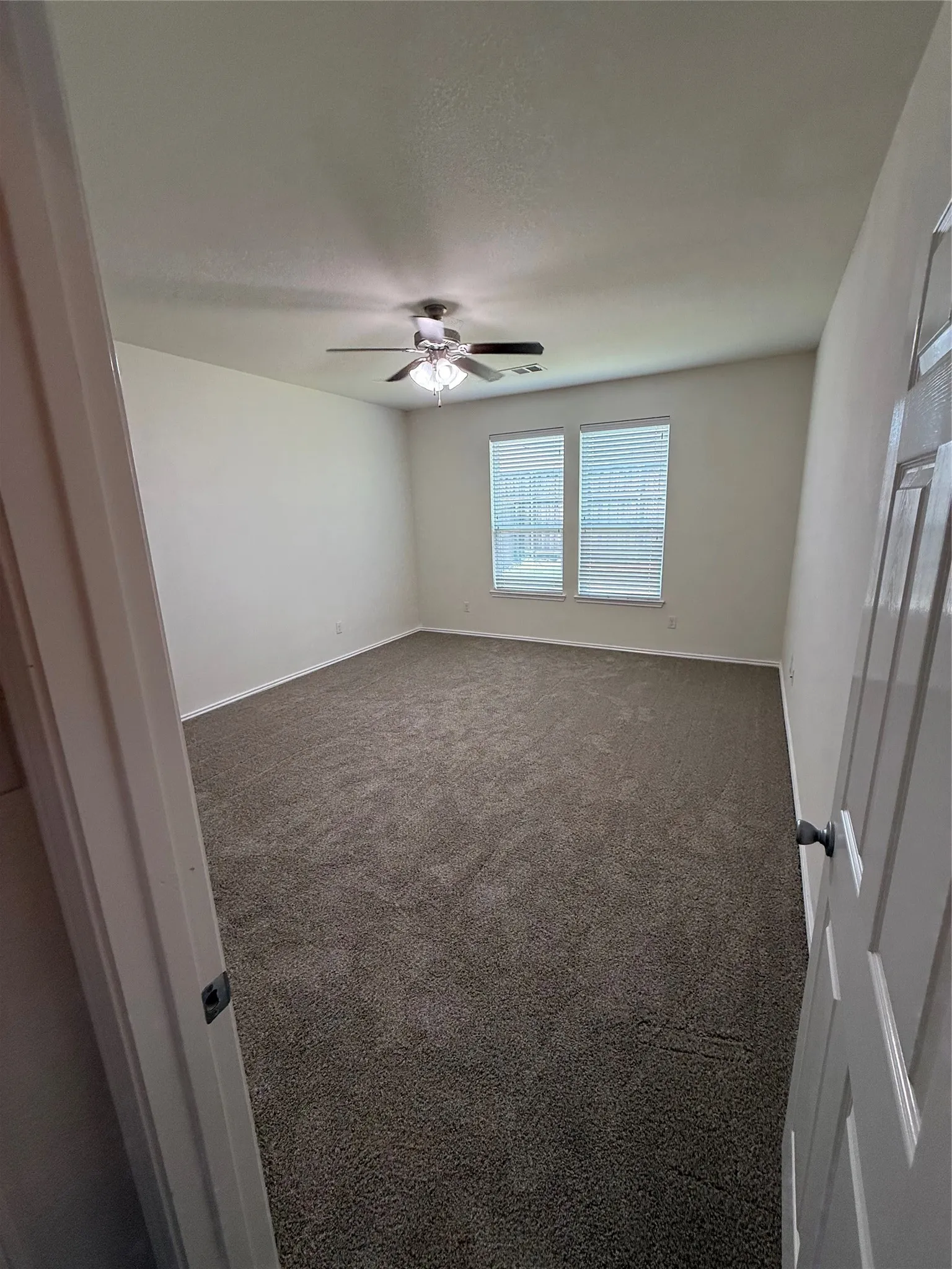 Single Family Residence For Rent in Denton County , 1204 Barn Owl Drive, Little Elm, Texas 75068, 4 Bedroom, 3 Bathroom, 2 Garage spaces, 2,535 Sqft, built in 2014, mls#21359676, Real Estate Agent in Little Elm, Homes For Rent in Denton county, Homes For Rent in Little Elm, Realtor in Little Elm Texas, Real Estate Brokerage Independent Realty Texas, Luminita Cordes Realtor
