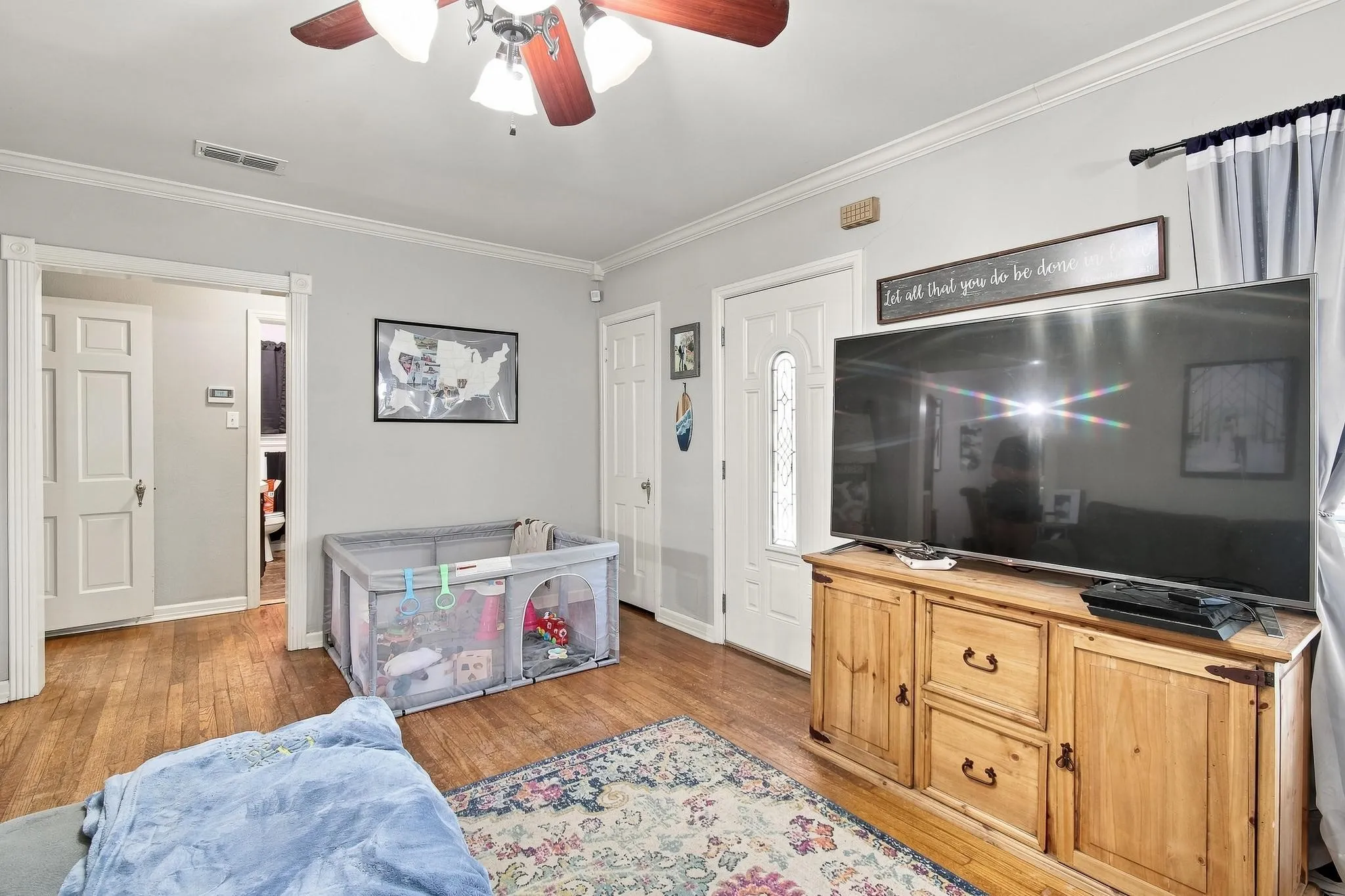 Single Family Residence For Sale in Taylor County , 1825 Sycamore Street, Abilene, Texas 79602, 2 Bedroom, 1 Bathroom, Garage spaces, 1,093 Sqft, built in 1942, mls#21357739, Real Estate Agent in Abilene, Homes For Sale in Taylor county, Homes For Sale in Abilene, Realtor in Abilene Texas, Real Estate Brokerage Independent Realty Texas, Luminita Cordes Realtor