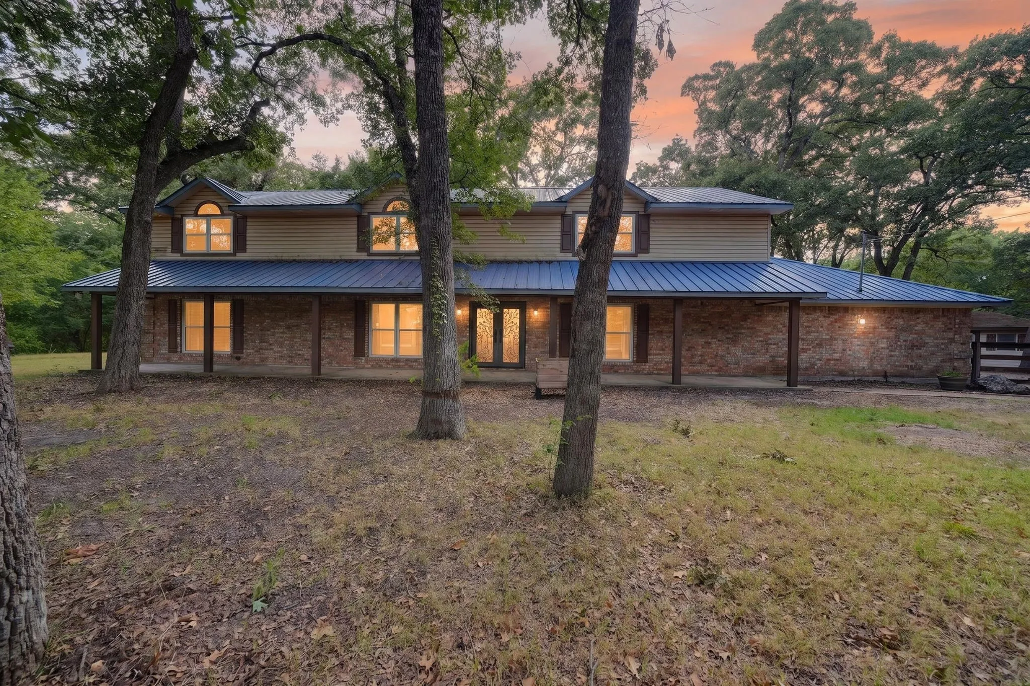 Single Family Residence For Sale in Hunt County , 10504 County Road 2450, Terrell, Texas 75160, 5 Bedroom, 3 Bathroom, 2 Garage spaces, 3,830 Sqft, built in 1991, Price $759,150, mls#21351689, Real Estate Agent in Terrell, Homes For Sale in Hunt county, Homes For Sale in Terrell, Realtor in Terrell Texas, Real Estate Brokerage Independent Realty Texas, Luminita Cordes Realtor