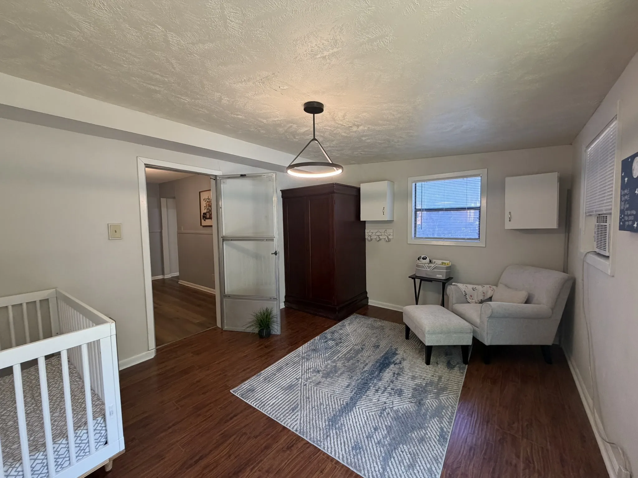 Single Family Residence For Sale in Tarrant County , 4305 Highland Lake Drive, Lake Worth, Texas 76135, 3 Bedroom, 2 Bathroom, 2 Garage spaces, 1,466 Sqft, built in 1956, mls#21359391, Real Estate Agent in Lake Worth, Homes For Sale in Tarrant county, Homes For Sale in Lake Worth, Realtor in Lake Worth Texas, Real Estate Brokerage Independent Realty Texas, Luminita Cordes Realtor