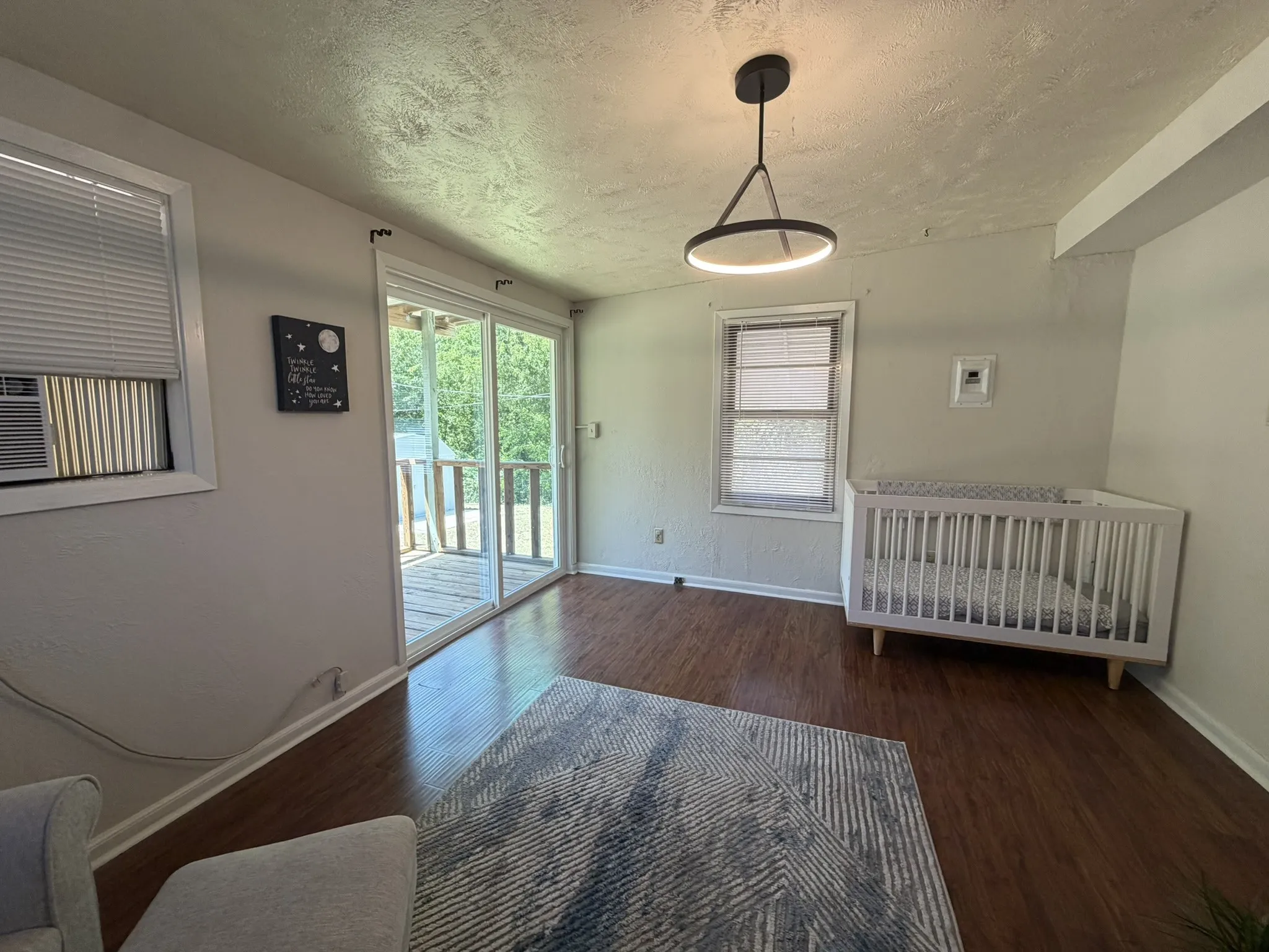 Single Family Residence For Sale in Tarrant County , 4305 Highland Lake Drive, Lake Worth, Texas 76135, 3 Bedroom, 2 Bathroom, 2 Garage spaces, 1,466 Sqft, built in 1956, mls#21359391, Real Estate Agent in Lake Worth, Homes For Sale in Tarrant county, Homes For Sale in Lake Worth, Realtor in Lake Worth Texas, Real Estate Brokerage Independent Realty Texas, Luminita Cordes Realtor