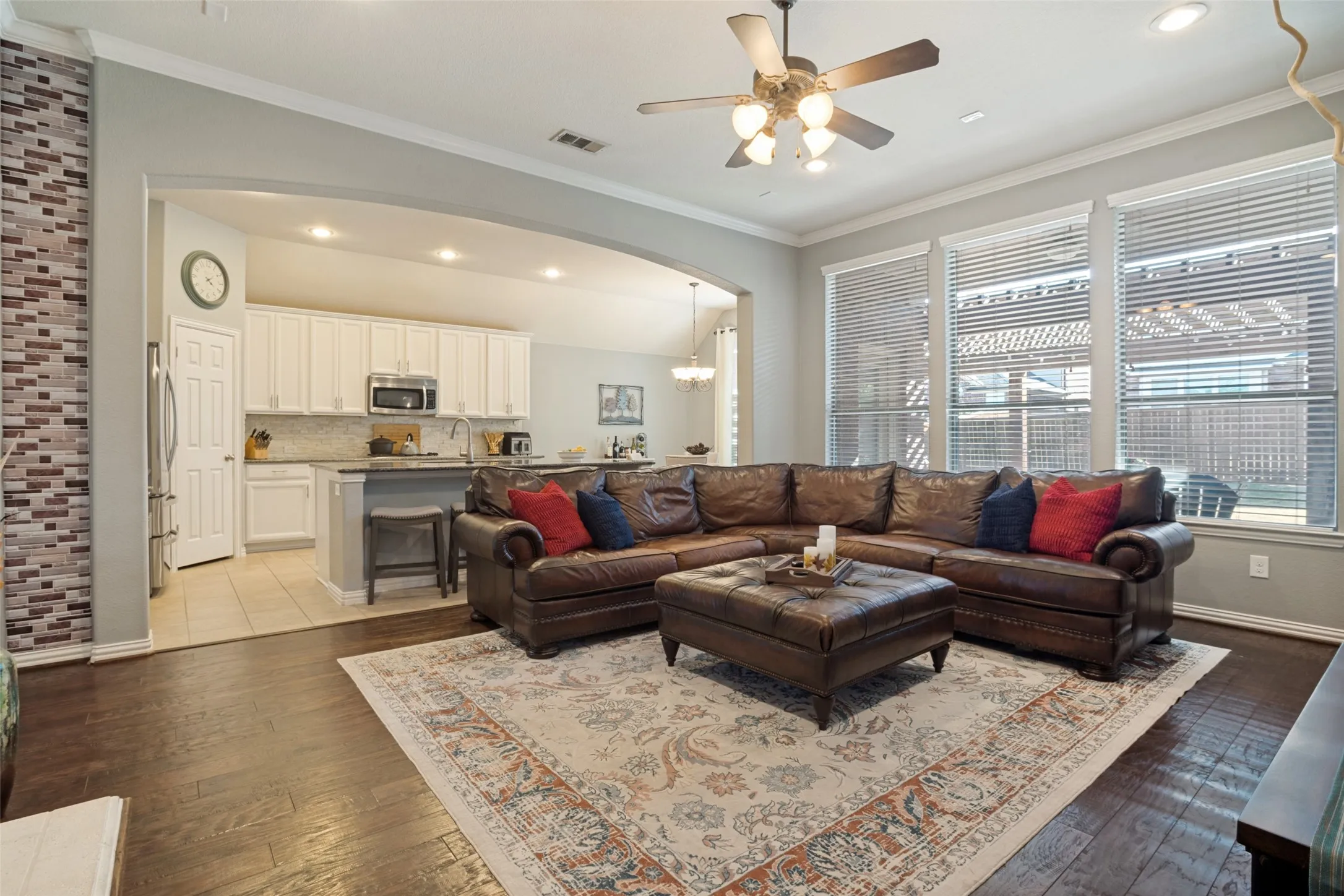  tMain living space is open to kitchen and nook