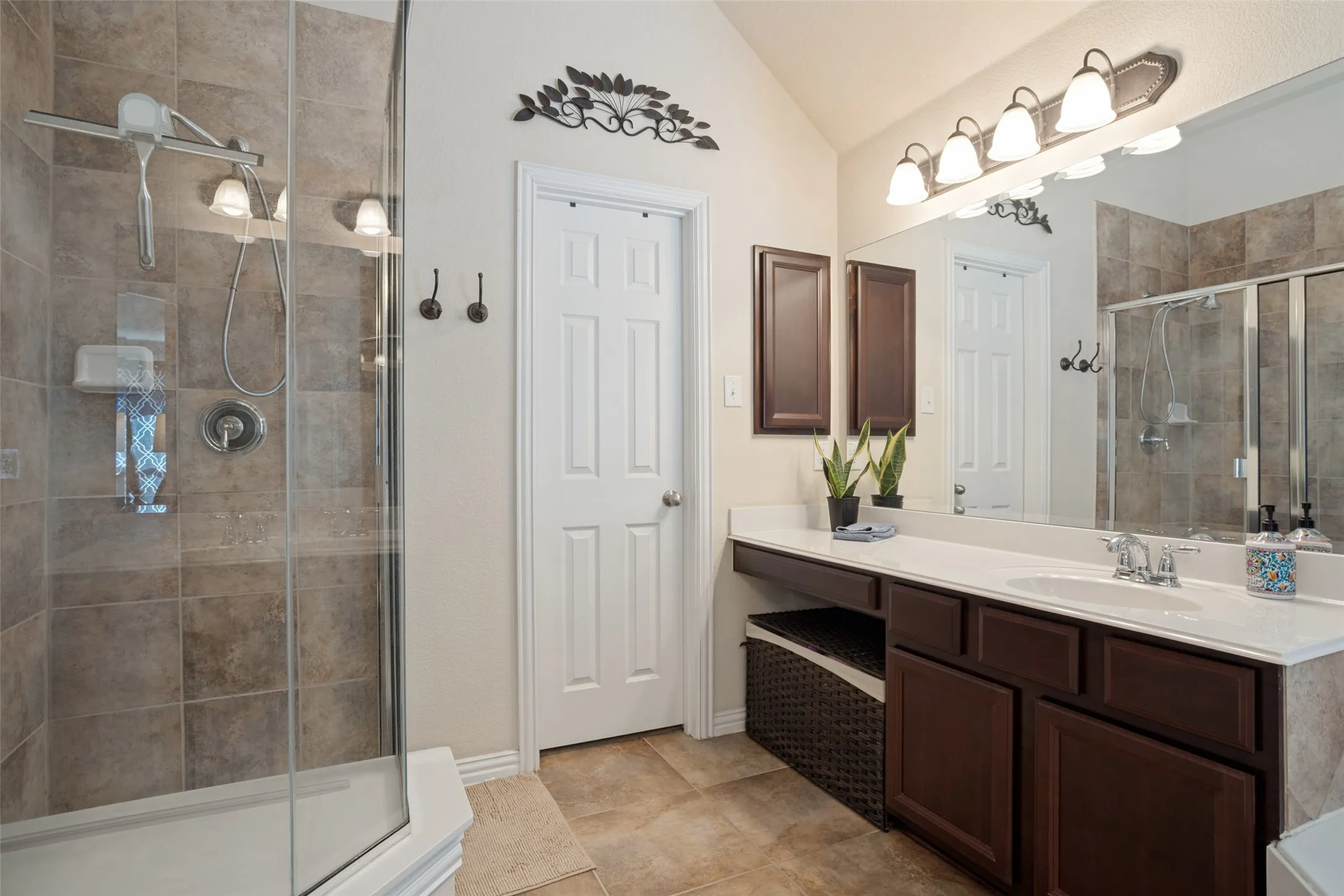 Single Family Residence For Sale in Denton County , 443 Brighton Street, Roanoke, Texas 76262, 4 Bedroom, 2 Bathroom, 1 Garage spaces, 2,246 Sqft, built in 2009, mls#21358981, Real Estate Agent in Roanoke, Homes For Sale in Denton county, Homes For Sale in Roanoke, Realtor in Roanoke Texas, Real Estate Brokerage Independent Realty Texas, Luminita Cordes Realtor