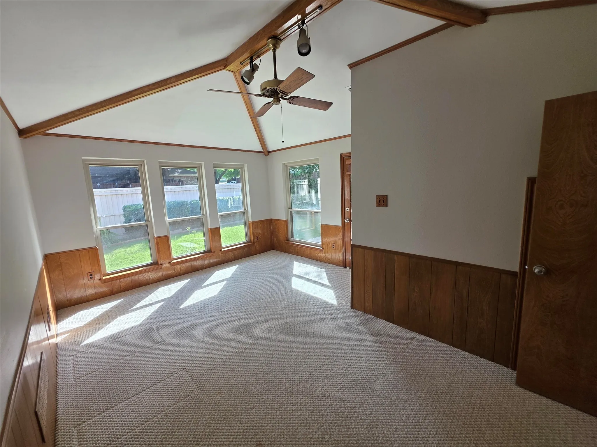 Single Family Residence For Sale in Dallas County , 2214 Shannon Lane, Richardson, Texas 75082, 4 Bedroom, 4 Bathroom, 2 Garage spaces, 2,708 Sqft, built in 1980, Price $539,900, mls#21359684, Real Estate Agent in Richardson, Homes For Sale in Dallas county, Homes For Sale in Richardson, Realtor in Richardson Texas, Real Estate Brokerage Independent Realty Texas, Luminita Cordes Realtor