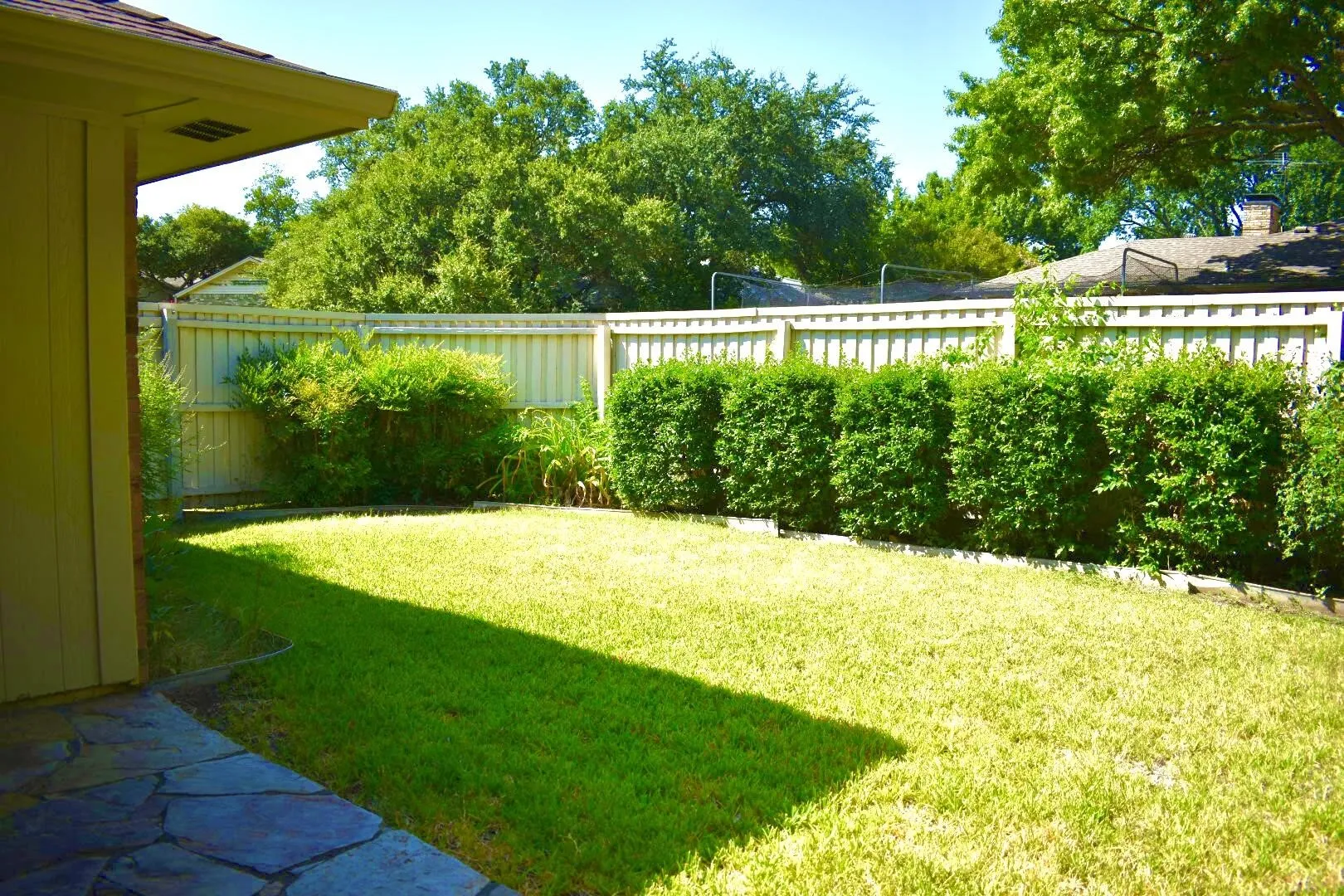 Single Family Residence For Sale in Dallas County , 2214 Shannon Lane, Richardson, Texas 75082, 4 Bedroom, 4 Bathroom, 2 Garage spaces, 2,708 Sqft, built in 1980, Price $539,900, mls#21359684, Real Estate Agent in Richardson, Homes For Sale in Dallas county, Homes For Sale in Richardson, Realtor in Richardson Texas, Real Estate Brokerage Independent Realty Texas, Luminita Cordes Realtor