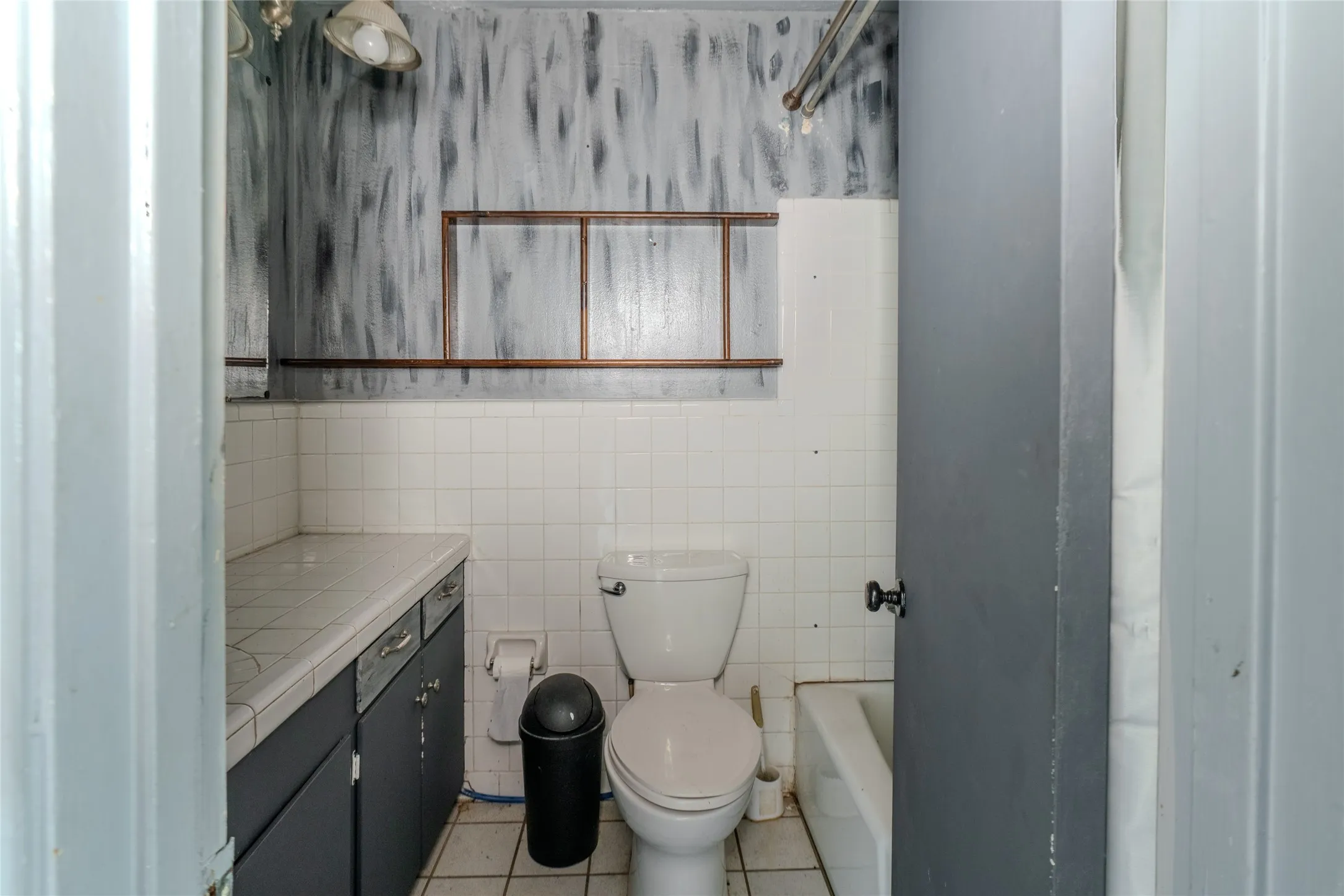 Single Family Residence For Sale in Titus County , 103 W Lide Street, Talco, Texas 75487, 3 Bedroom, 2 Bathroom, Garage spaces, 1,866 Sqft, built in 1968, mls#21359690, Real Estate Agent in Talco, Homes For Sale in Titus county, Homes For Sale in Talco, Realtor in Talco Texas, Real Estate Brokerage Independent Realty Texas, Luminita Cordes Realtor