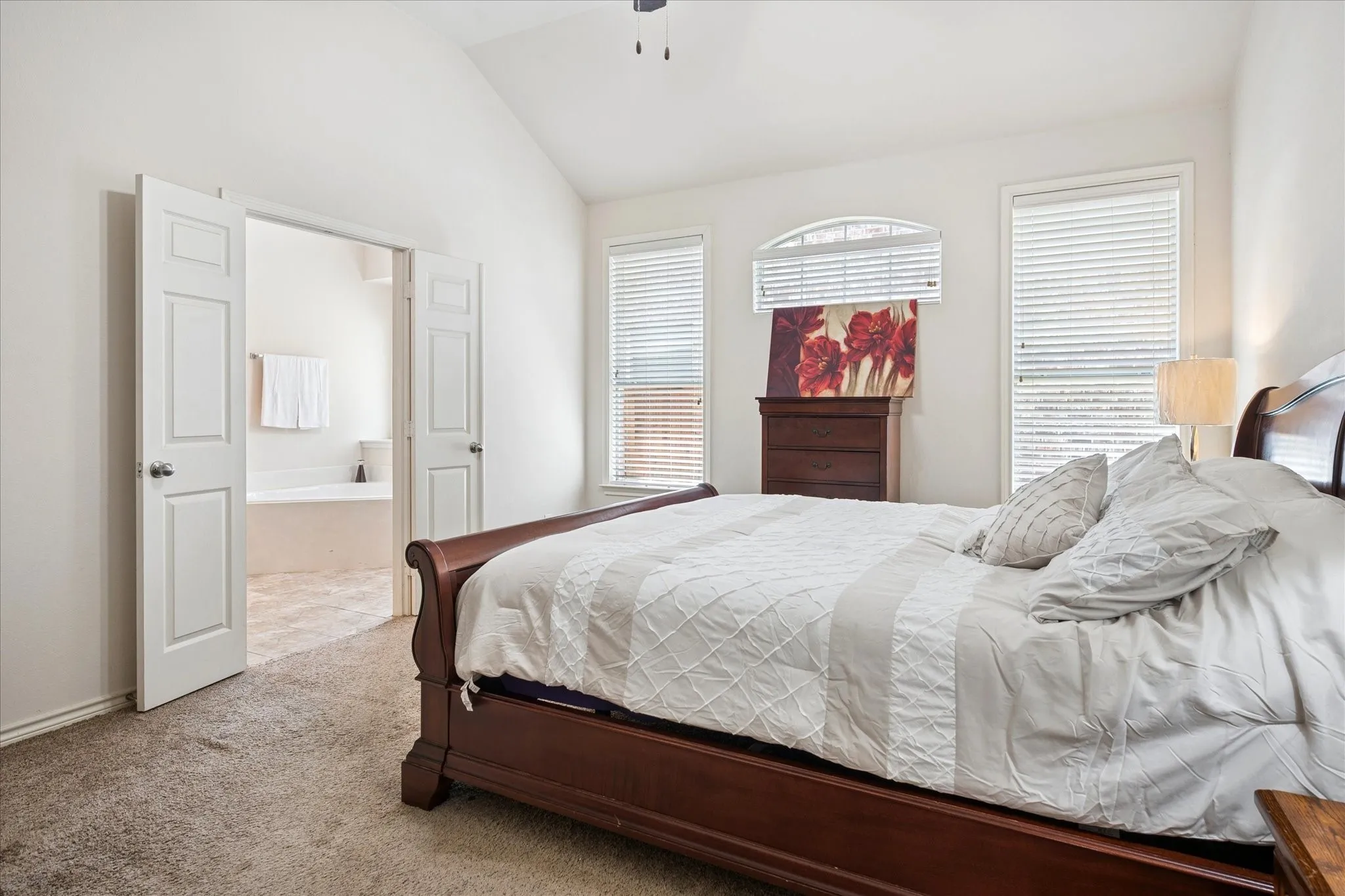 Single Family Residence For Sale in Collin County , 608 Bonham Drive, Lavon, Texas 75166, 3 Bedroom, 3 Bathroom, 2 Garage spaces, 2,023 Sqft, built in 2006, mls#21359039, Real Estate Agent in Lavon, Homes For Sale in Collin county, Homes For Sale in Lavon, Realtor in Lavon Texas, Real Estate Brokerage Independent Realty Texas, Luminita Cordes Realtor