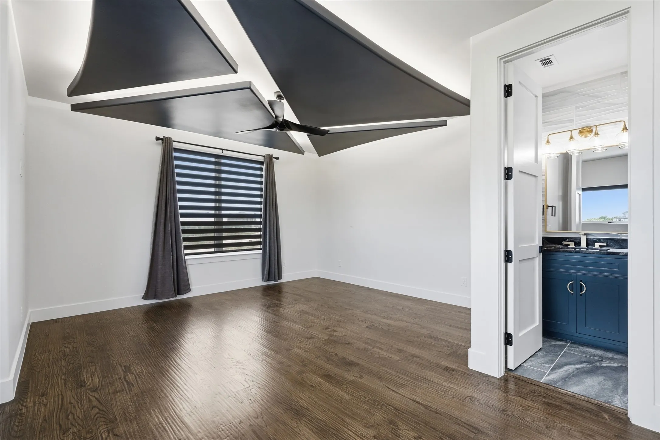 Single Family Residence For Sale in Tarrant County , 12058 Bella Vino Drive, Fort Worth, Texas 76126, 5 Bedroom, 8 Bathroom, 3 Garage spaces, 6,300 Sqft, built in 2026, mls#21356362, Real Estate Agent in Fort Worth, Homes For Sale in Tarrant county, Homes For Sale in Fort Worth, Realtor in Fort Worth Texas, Real Estate Brokerage Independent Realty Texas, Luminita Cordes Realtor
