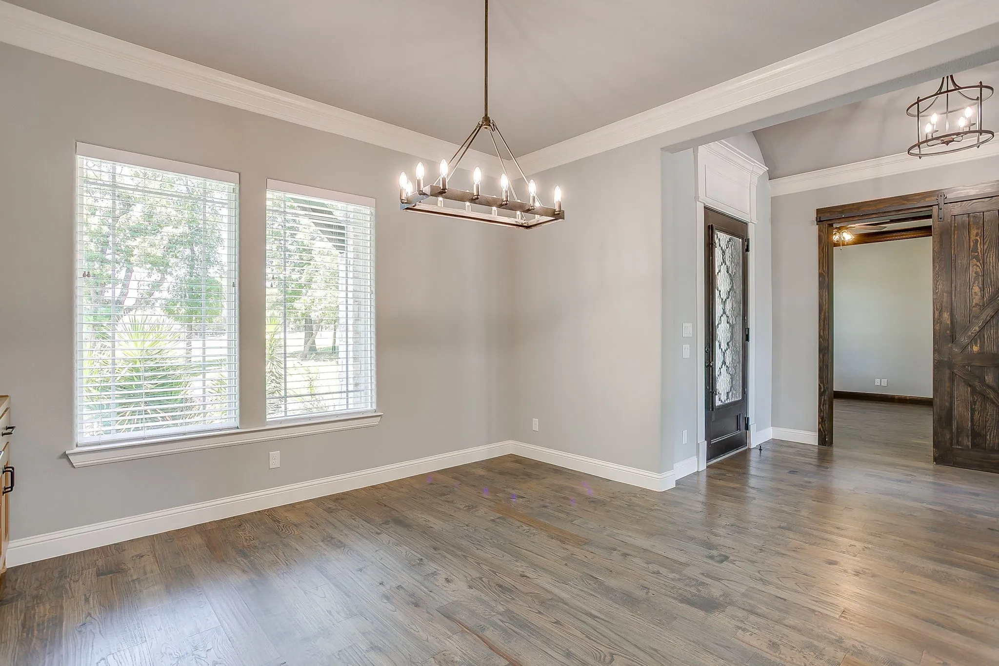 Single Family Residence For Sale in Parker County , 2161 Eagles Ridge Drive, Weatherford, Texas 76087, 4 Bedroom, 5 Bathroom, 6 Garage spaces, 3,995 Sqft, built in 2022, mls#21358325, Real Estate Agent in Weatherford, Homes For Sale in Parker county, Homes For Sale in Weatherford, Realtor in Weatherford Texas, Real Estate Brokerage Independent Realty Texas, Luminita Cordes Realtor