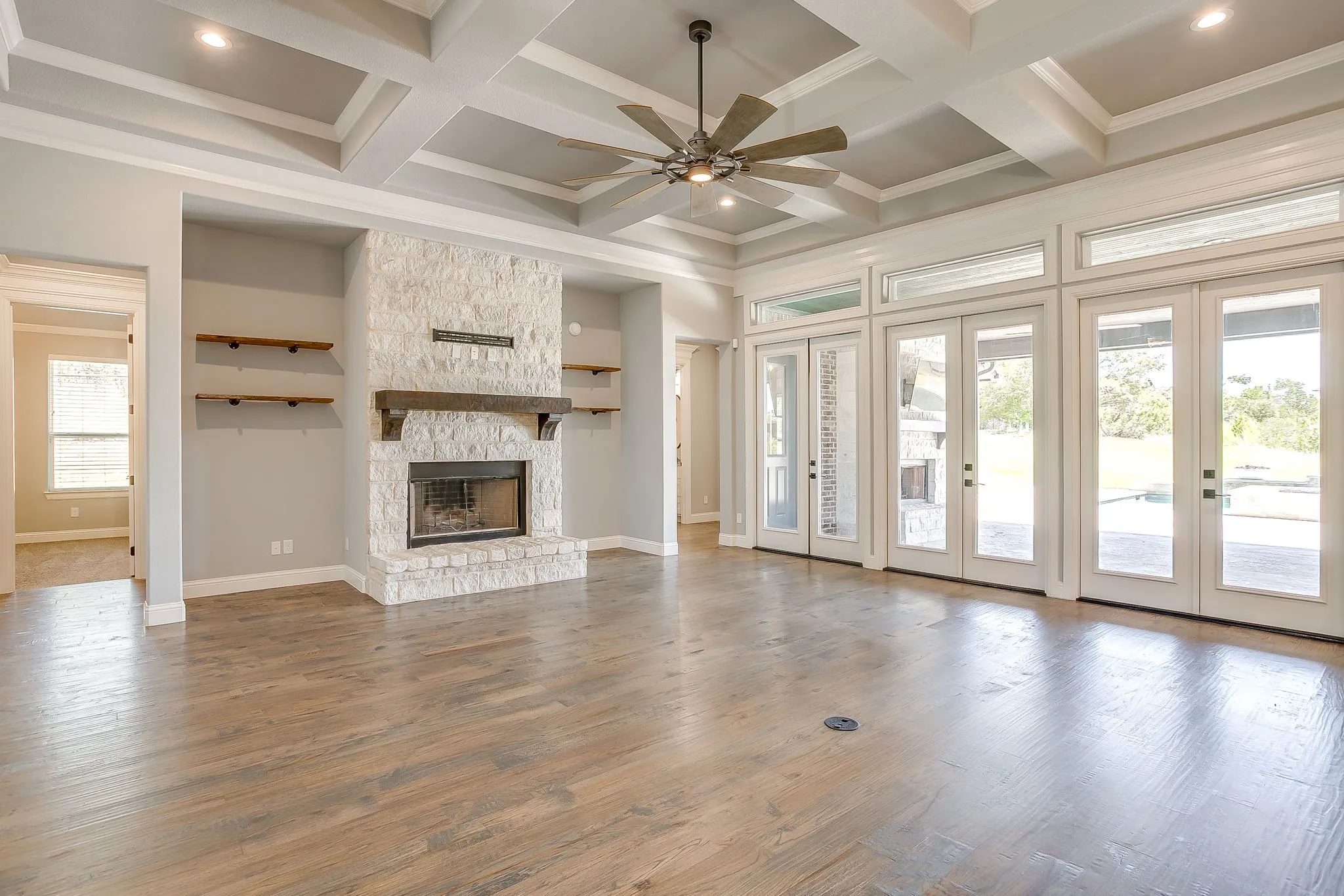 Single Family Residence For Sale in Parker County , 2161 Eagles Ridge Drive, Weatherford, Texas 76087, 4 Bedroom, 5 Bathroom, 6 Garage spaces, 3,995 Sqft, built in 2022, mls#21358325, Real Estate Agent in Weatherford, Homes For Sale in Parker county, Homes For Sale in Weatherford, Realtor in Weatherford Texas, Real Estate Brokerage Independent Realty Texas, Luminita Cordes Realtor