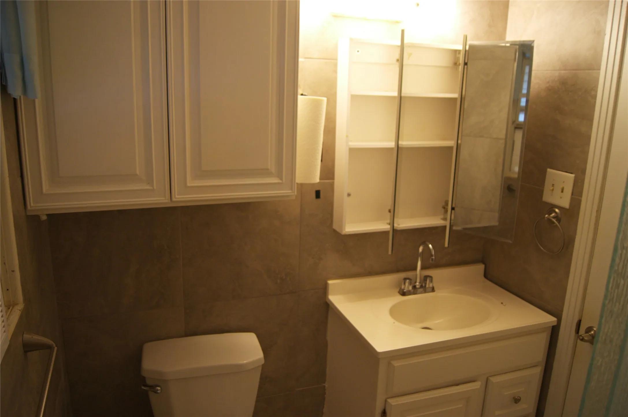 Single Family Residence For Sale in Coryell County , 2407 Oak Drive, Gatesville, Texas 76528, 3 Bedroom, 1 Bathroom, 1 Garage spaces, 1,362 Sqft, built in 1950, mls#21348898, Real Estate Agent in Gatesville, Homes For Sale in Coryell county, Homes For Sale in Gatesville, Realtor in Gatesville Texas, Real Estate Brokerage Independent Realty Texas, Luminita Cordes Realtor