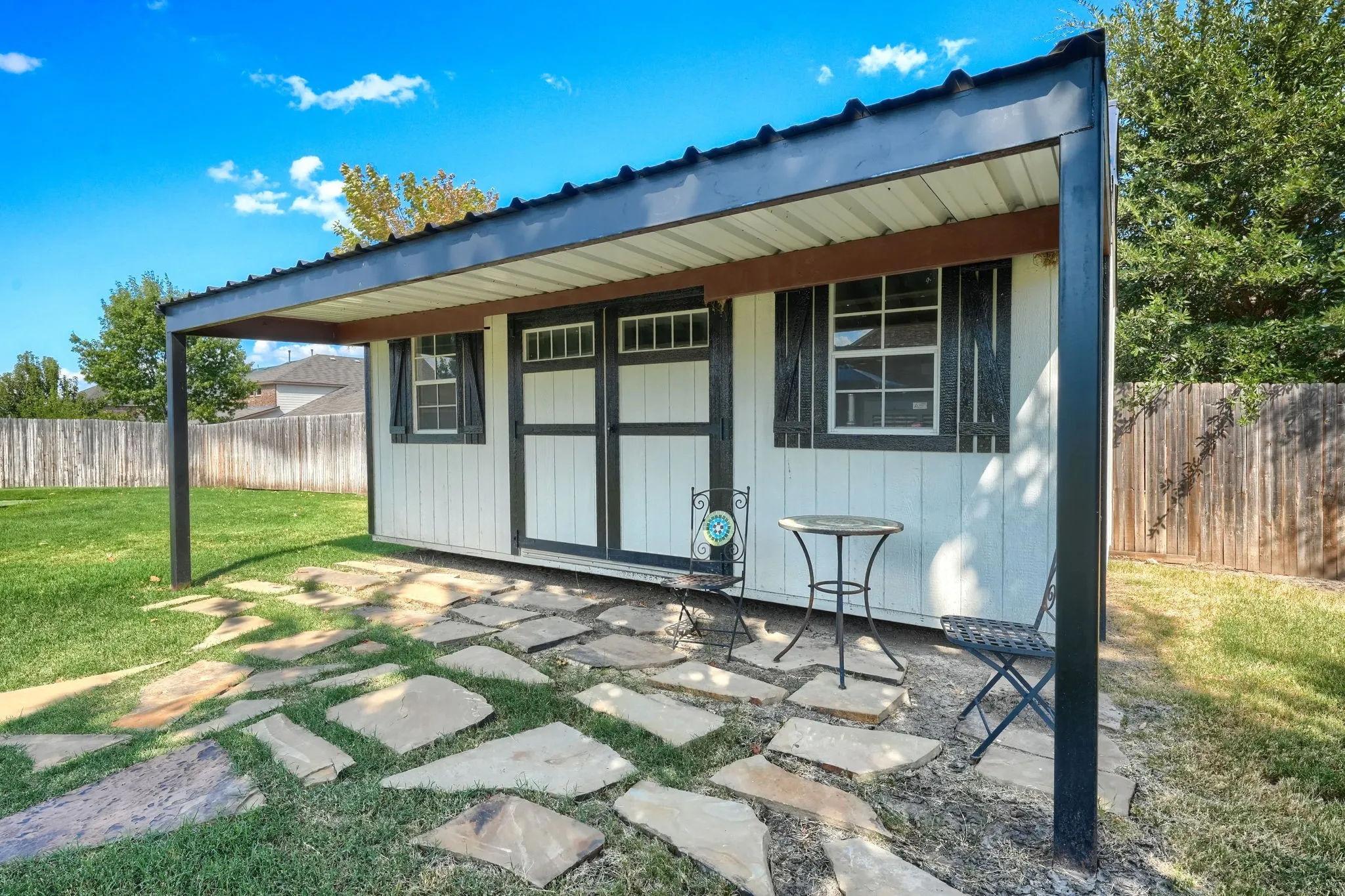 Single Family Residence For Sale in Dallas County , 2406 Lucerne Drive, Rowlett, Texas 75089, 3 Bedroom, 3 Bathroom, 2 Garage spaces, 2,475 Sqft, built in 2016, mls#21359692, Real Estate Agent in Rowlett, Homes For Sale in Dallas county, Homes For Sale in Rowlett, Realtor in Rowlett Texas, Real Estate Brokerage Independent Realty Texas, Luminita Cordes Realtor