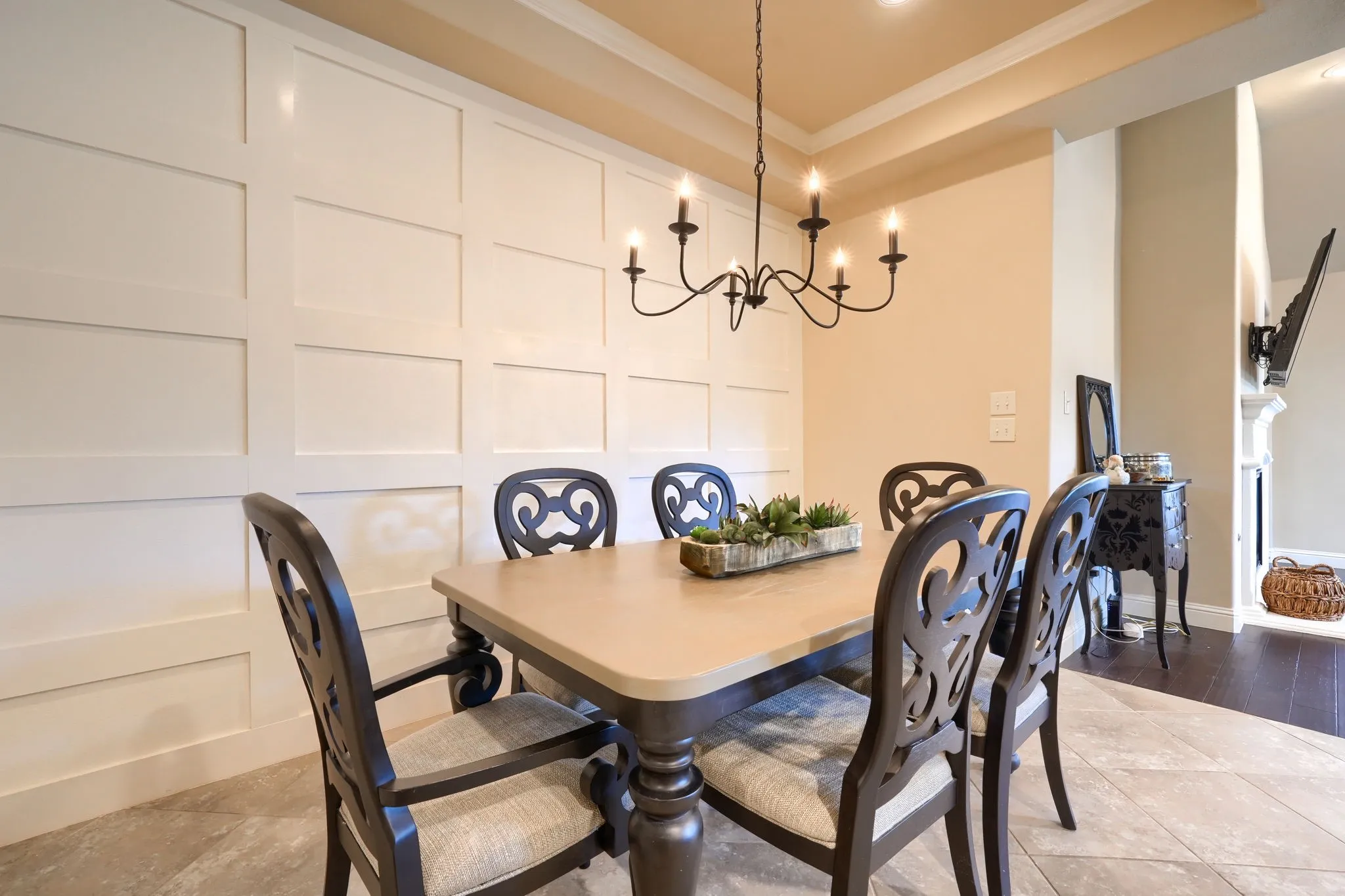Single Family Residence For Sale in Dallas County , 2406 Lucerne Drive, Rowlett, Texas 75089, 3 Bedroom, 3 Bathroom, 2 Garage spaces, 2,475 Sqft, built in 2016, mls#21359692, Real Estate Agent in Rowlett, Homes For Sale in Dallas county, Homes For Sale in Rowlett, Realtor in Rowlett Texas, Real Estate Brokerage Independent Realty Texas, Luminita Cordes Realtor