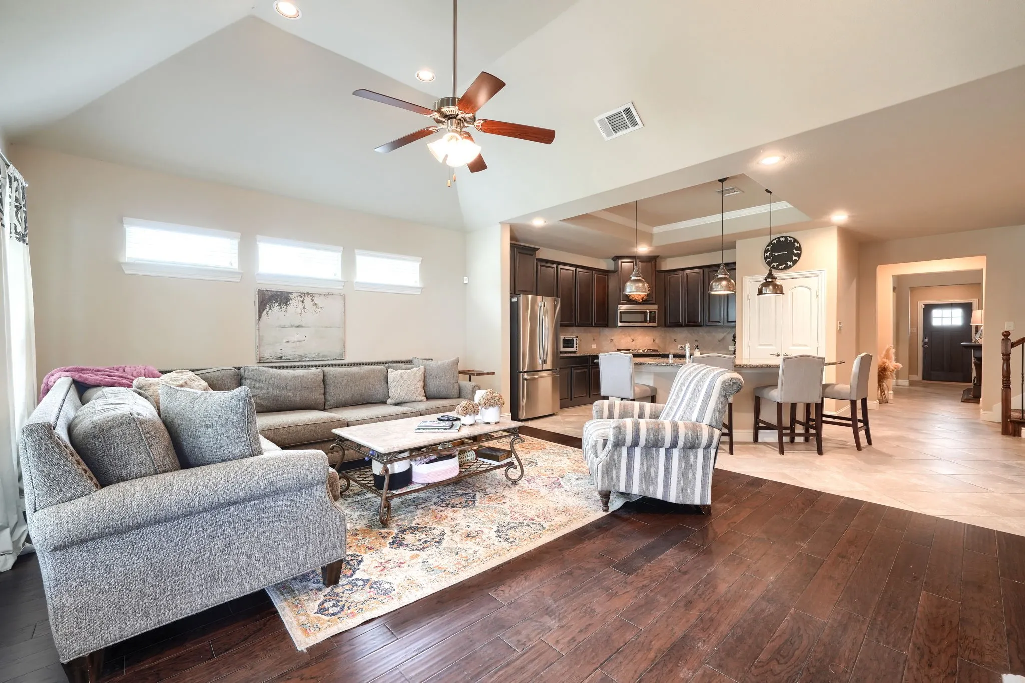 Single Family Residence For Sale in Dallas County , 2406 Lucerne Drive, Rowlett, Texas 75089, 3 Bedroom, 3 Bathroom, 2 Garage spaces, 2,475 Sqft, built in 2016, mls#21359692, Real Estate Agent in Rowlett, Homes For Sale in Dallas county, Homes For Sale in Rowlett, Realtor in Rowlett Texas, Real Estate Brokerage Independent Realty Texas, Luminita Cordes Realtor